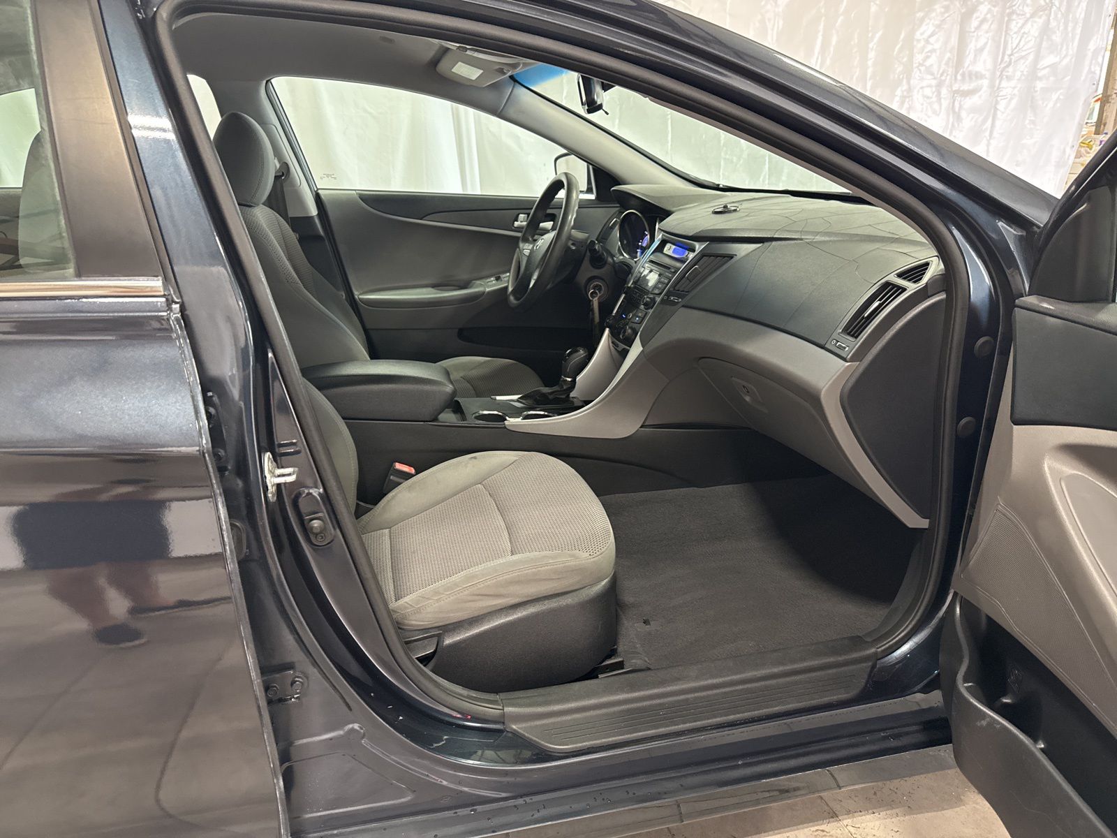 Used Car 2012 Hyundai Sonata  Gls For Sale Under $10,000 In Austin, Texas