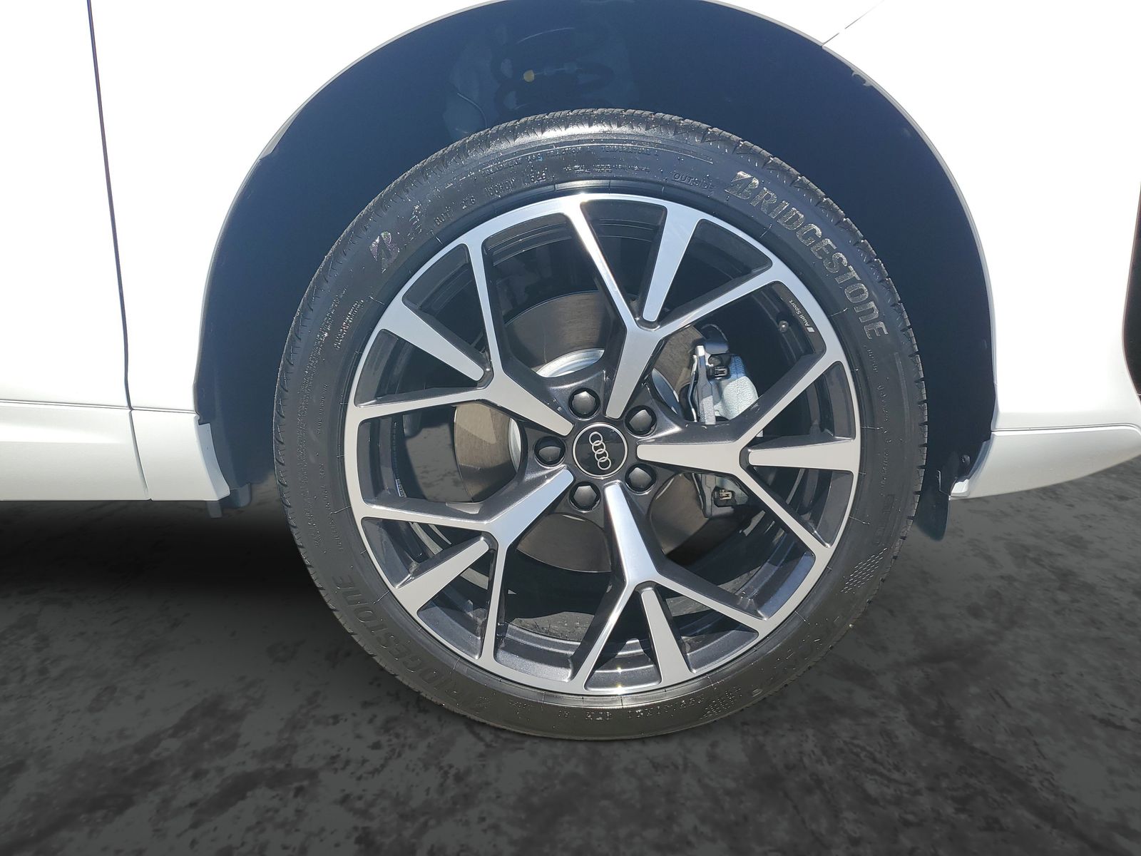 Vehicle photo