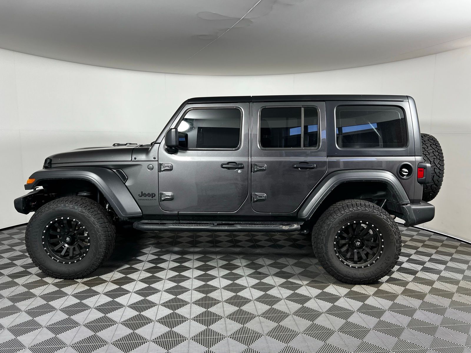 Thumbnail: 2025 Jeep Wrangler - 8