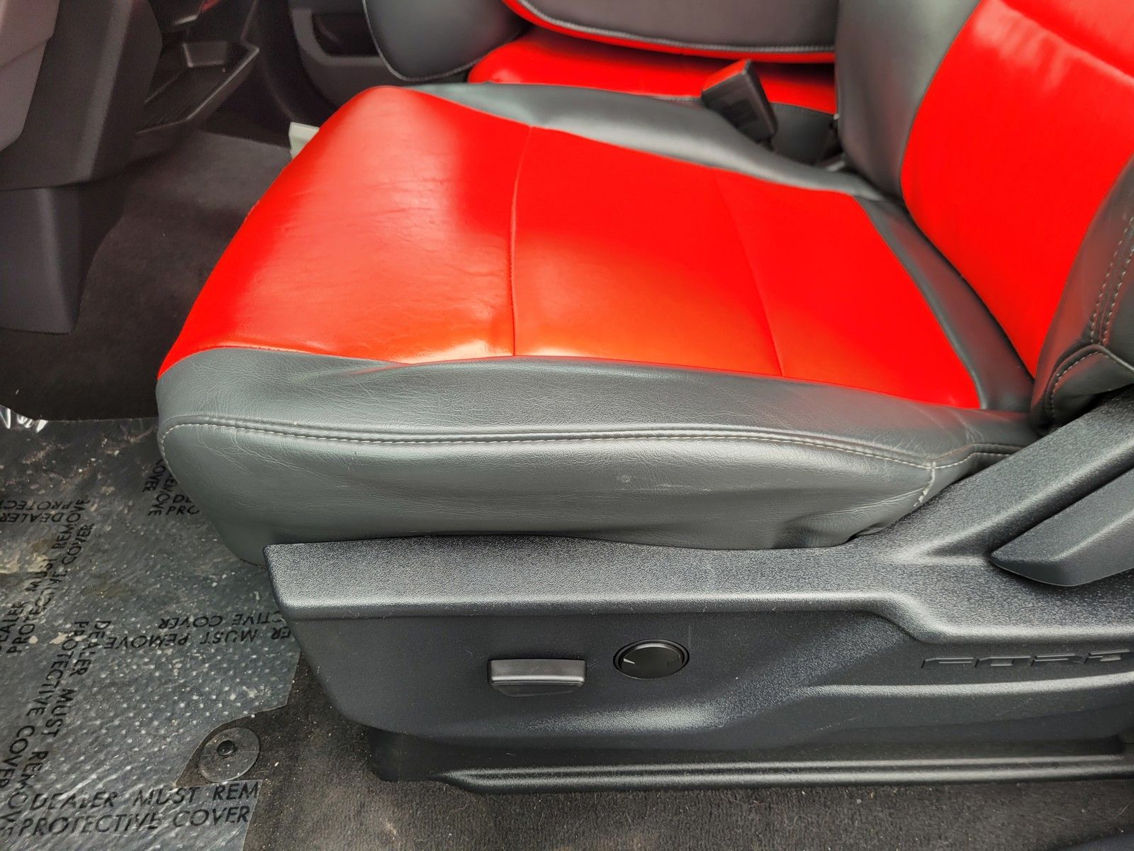 Used 2023 White Ford XLT image 17