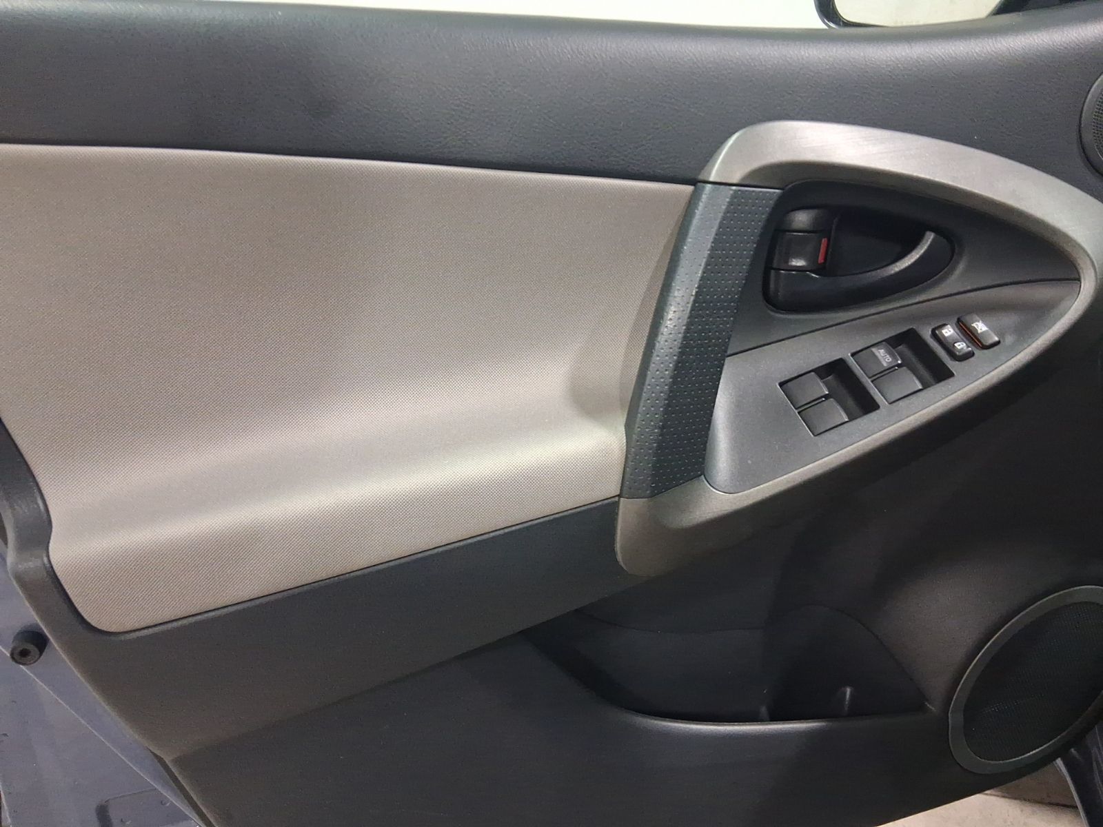 Used Car 2011 Toyota Rav4  Base For Sale Under $12,000 In Austin, Texas