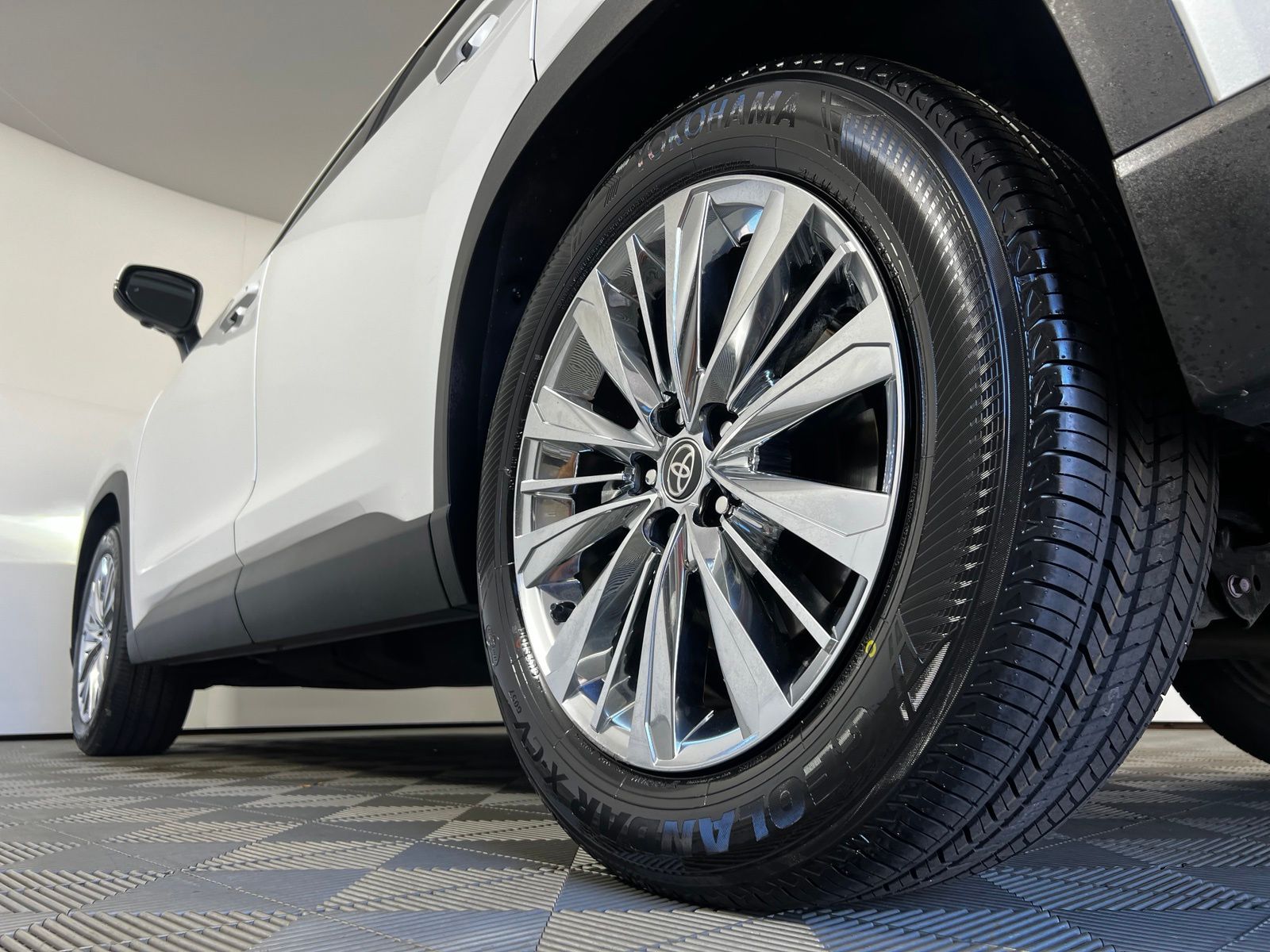 Thumbnail: 2024 Toyota Grand Highlander - 32
