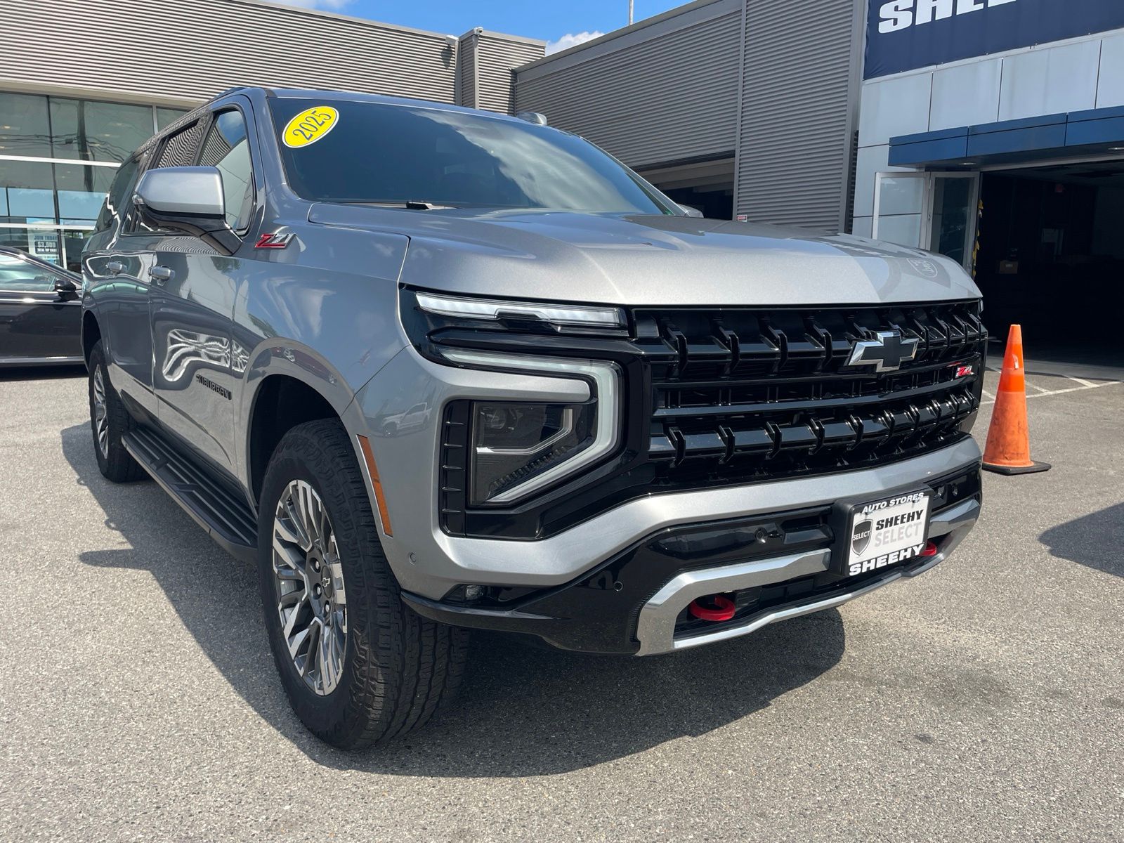 Sterling Gray Metallic 2025 Chevrolet Suburban SUV / Crossover Four-Wheel Drive