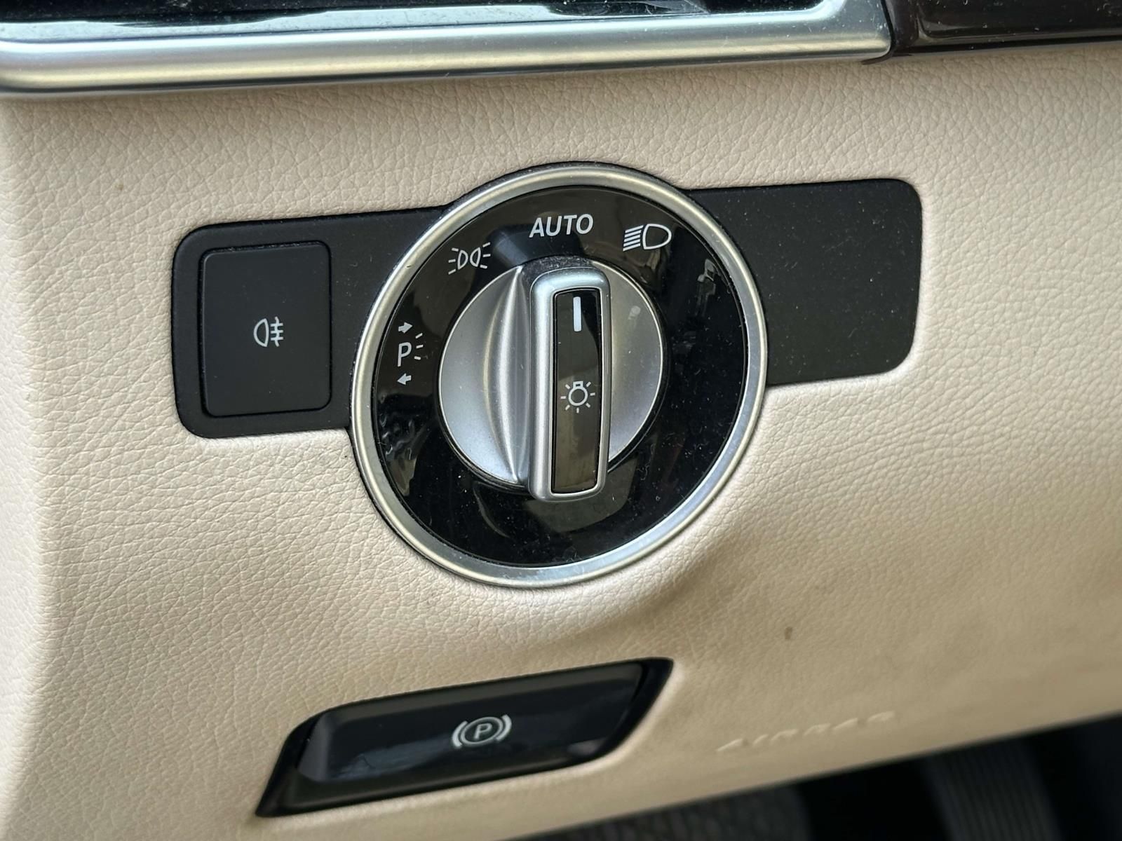 Used 2016 Blue Mercedes-Benz GLE 350 image 15