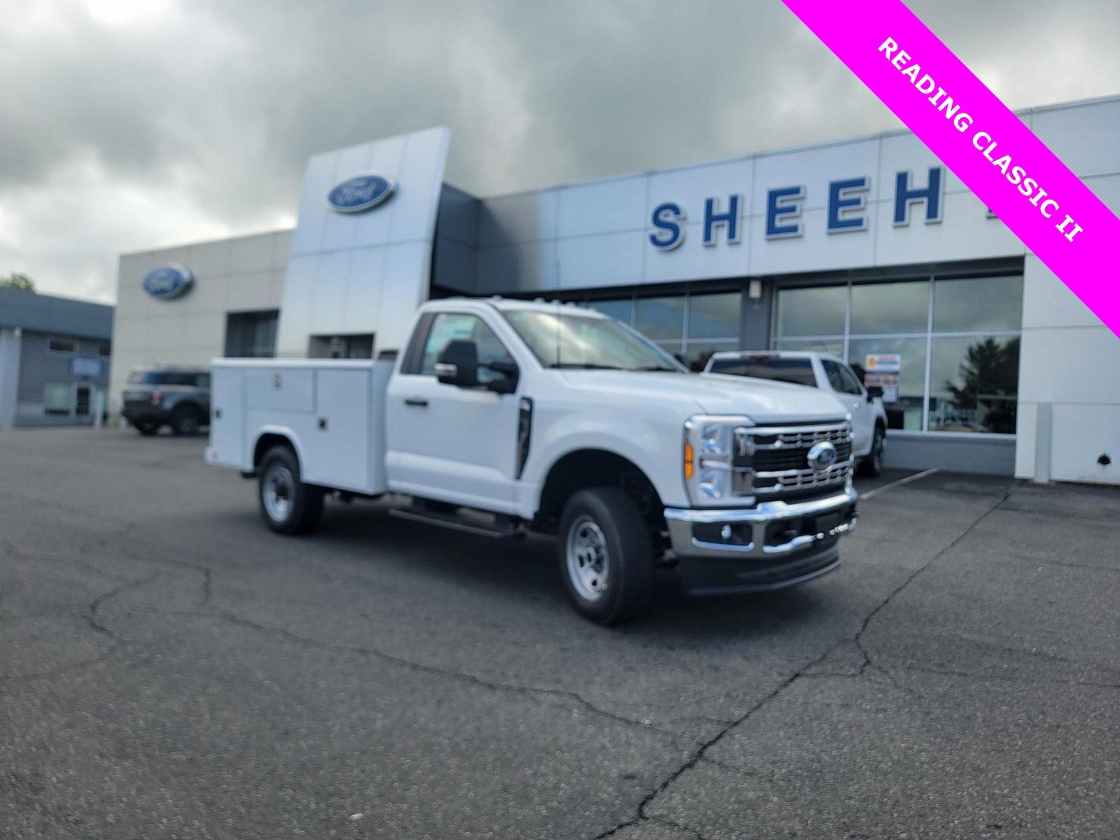 2025 Ford F-350 Super Duty Chassis Cab