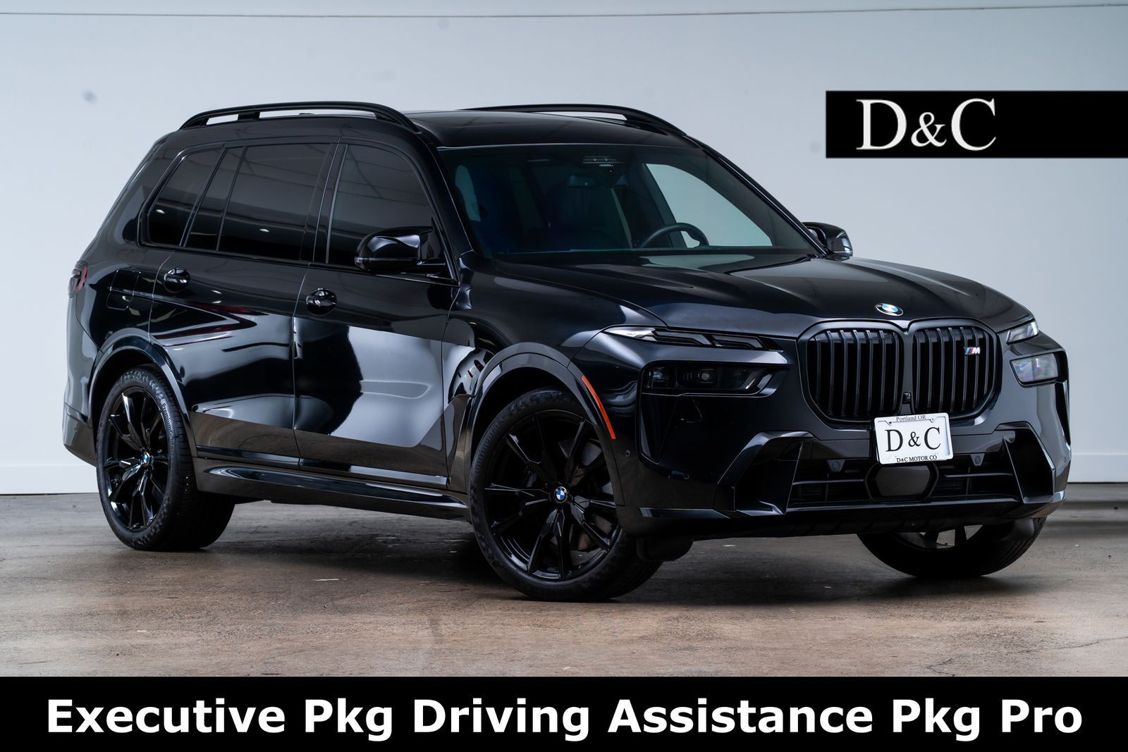 2023 BMW X7 M60i AWD