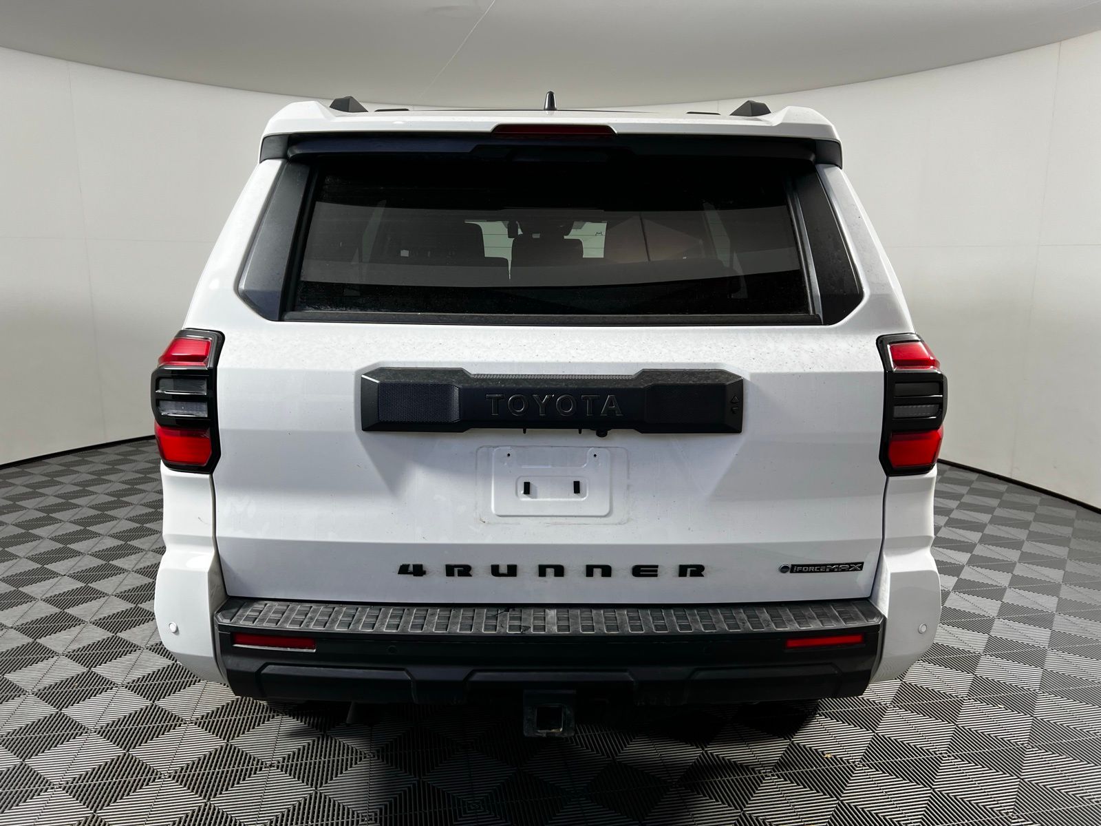 Thumbnail: 2025 Toyota 4Runner - 6