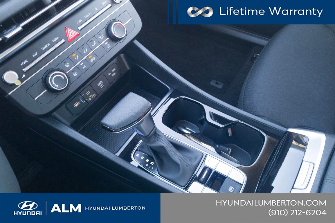 New 2026 Phantom Black Hyundai SE FWD image 21