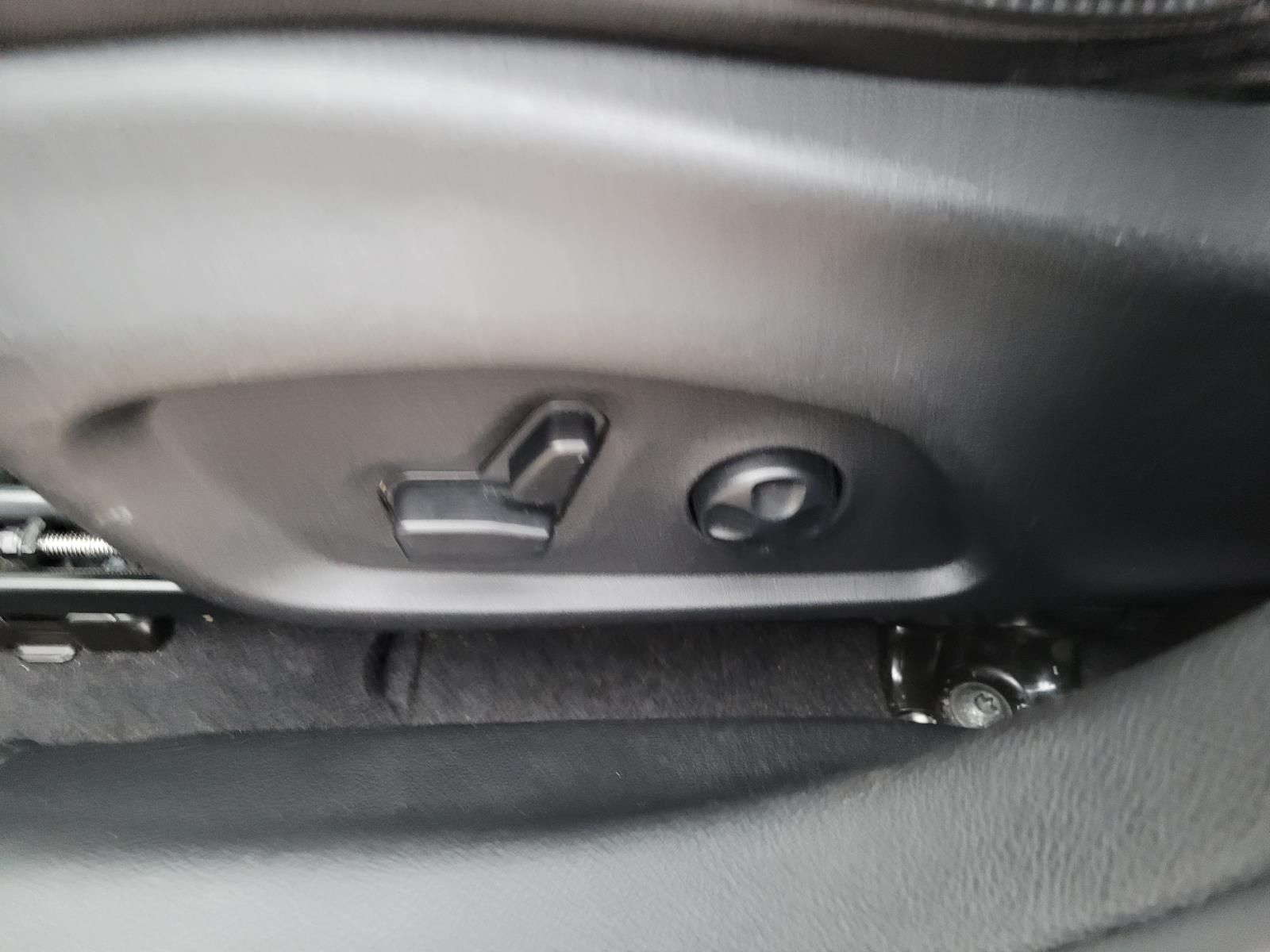 used 2020 Jeep Compass car, priced at $17,500