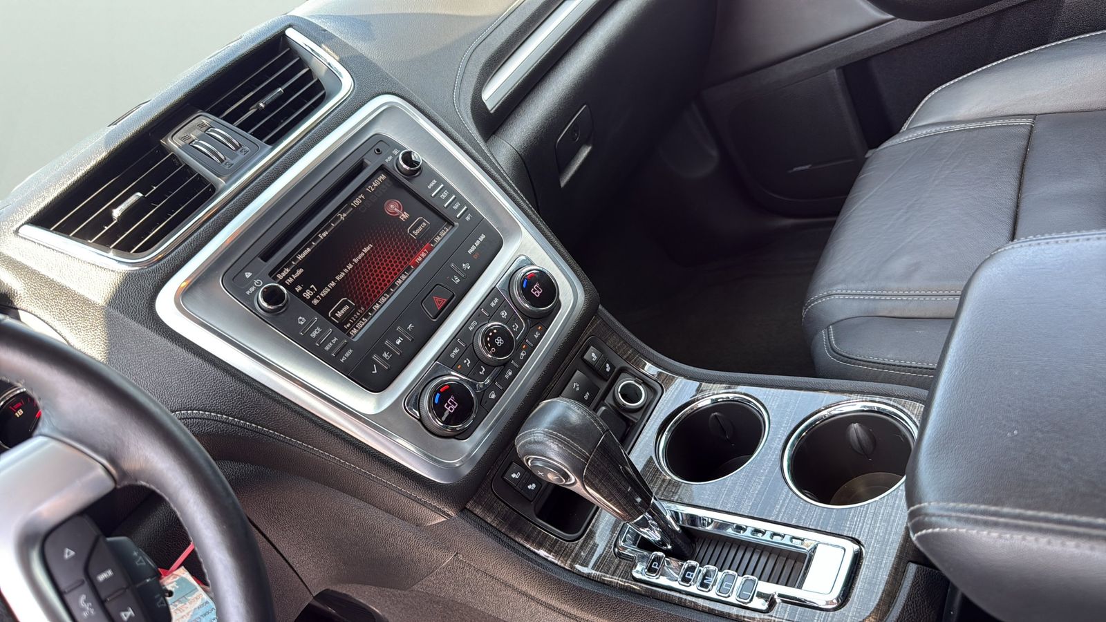 Used 2017 Silver GMC Limited image 20