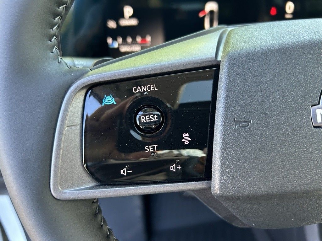2025 Nissan Murano SL - Photo 13