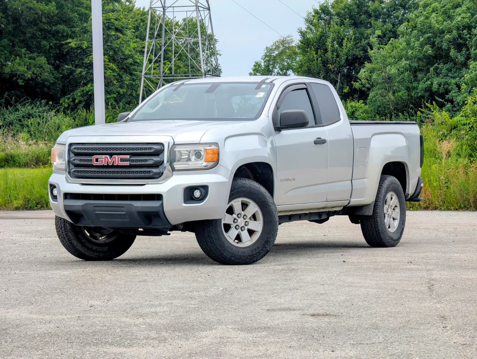 Quicksilver Metallic 2015 GMC Canyon Pickup Truck 4X2 6-Speed Manual