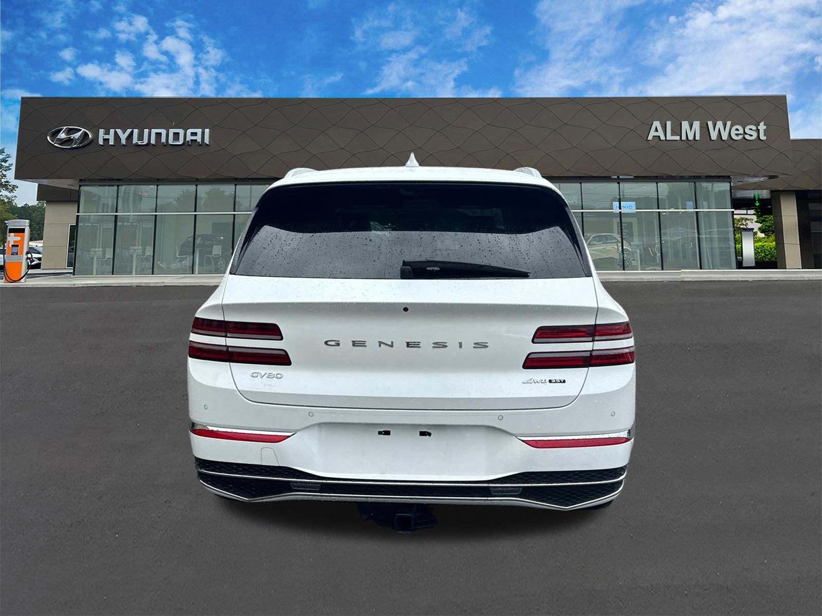 Used 2025 White Genesis 3.5T Prestige image 6