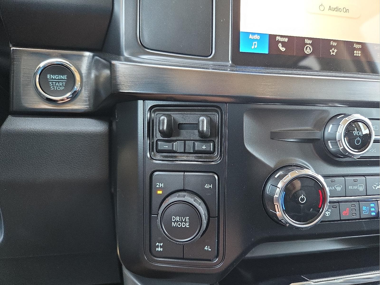 2026 Ford F-250 Super Duty Lariat - Photo 16