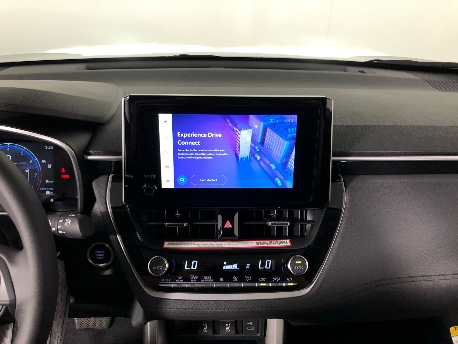 2025 Toyota Corolla Cross XLE 11
