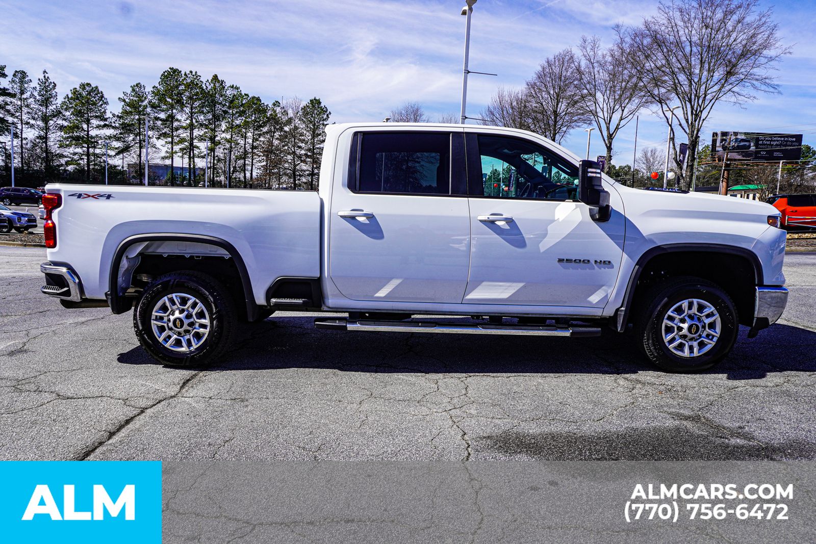 Used 2025 White Chevrolet LT image 11