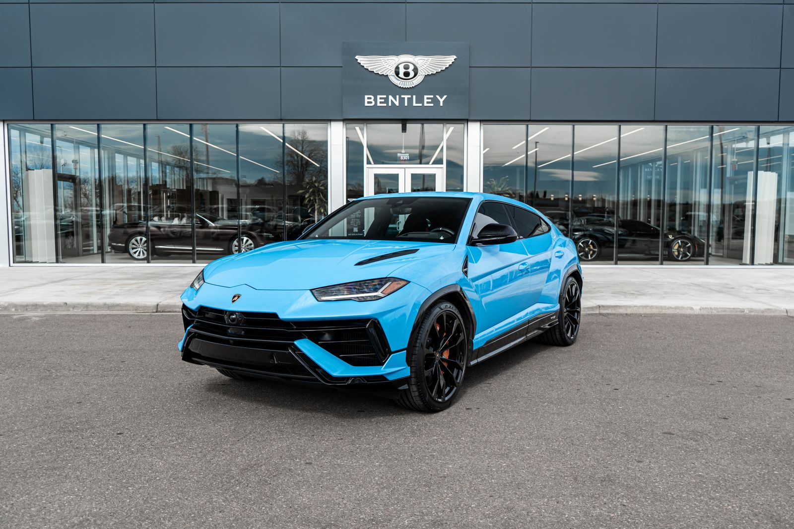 2023 Lamborghini Urus 4.0 V8 S's photo