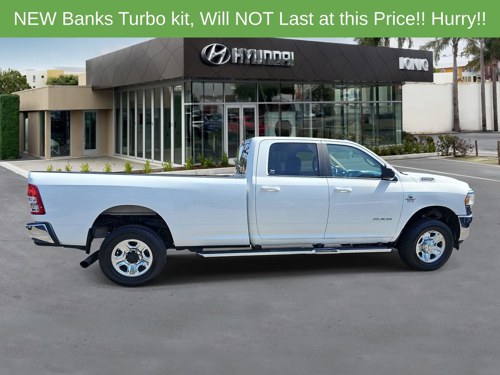 2020 RAM 2500 Big Horn 4X4 Crew Cab LWB's photo