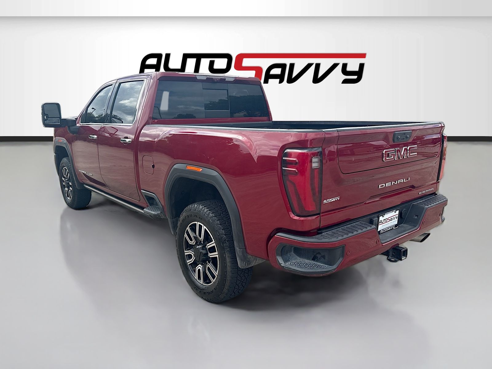 Used 2024 Red GMC Denali image 5
