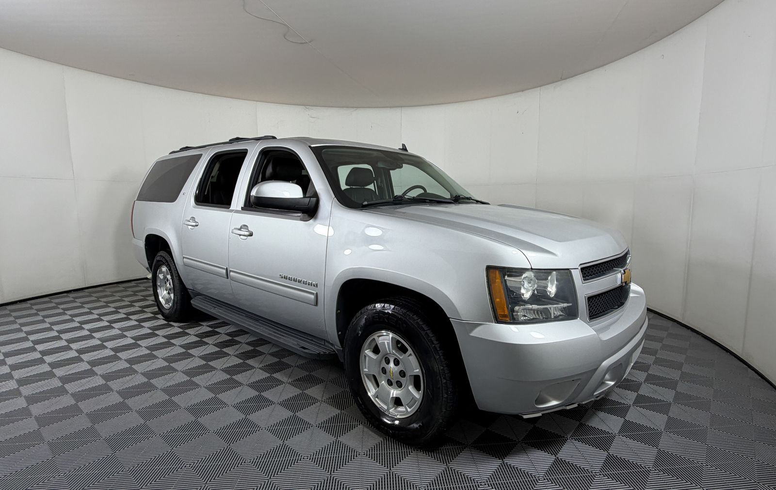 2014 Chevrolet Suburban 1500 LT RWD