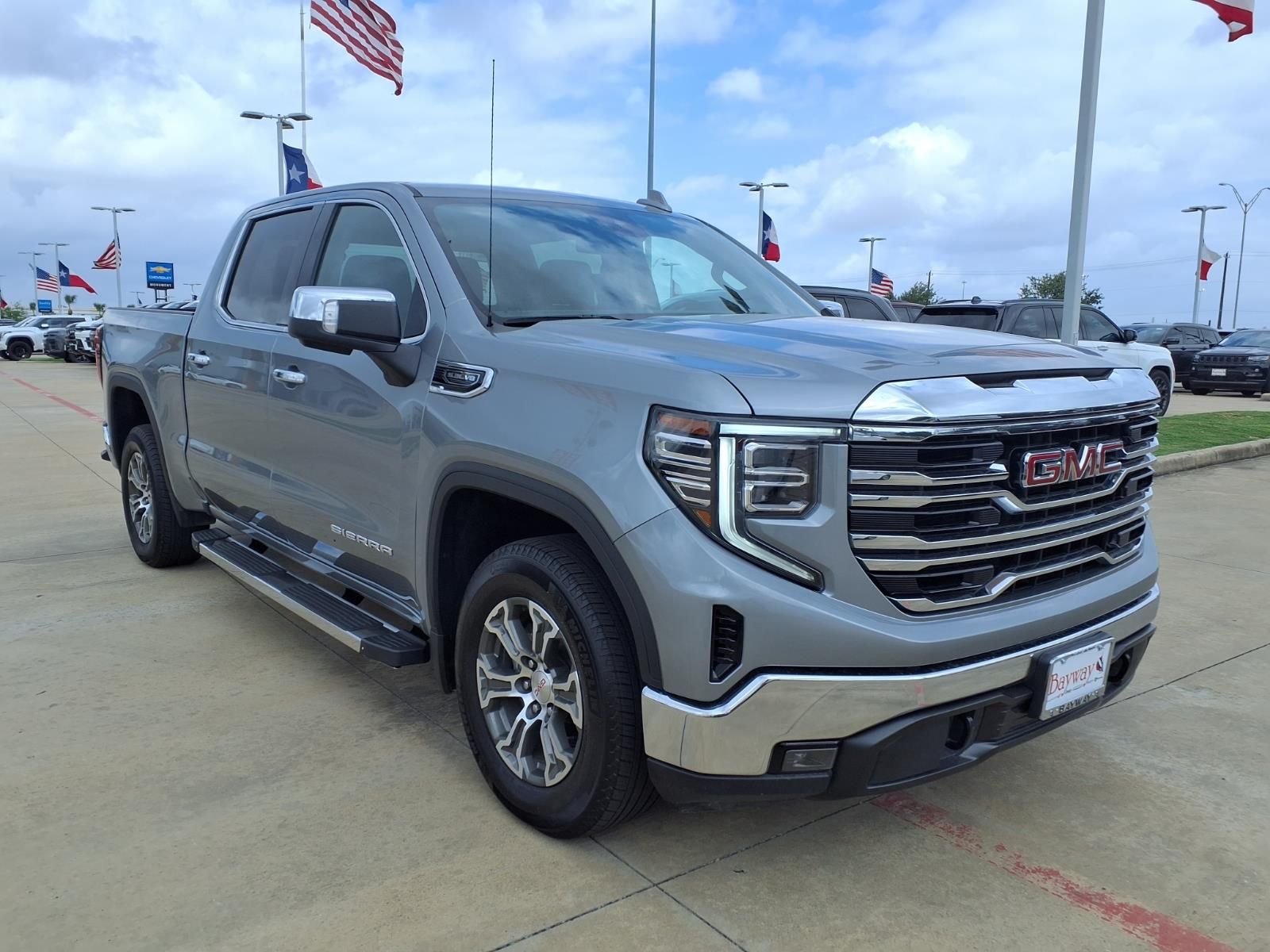 2025 GMC Sierra 1500 SLT - 2