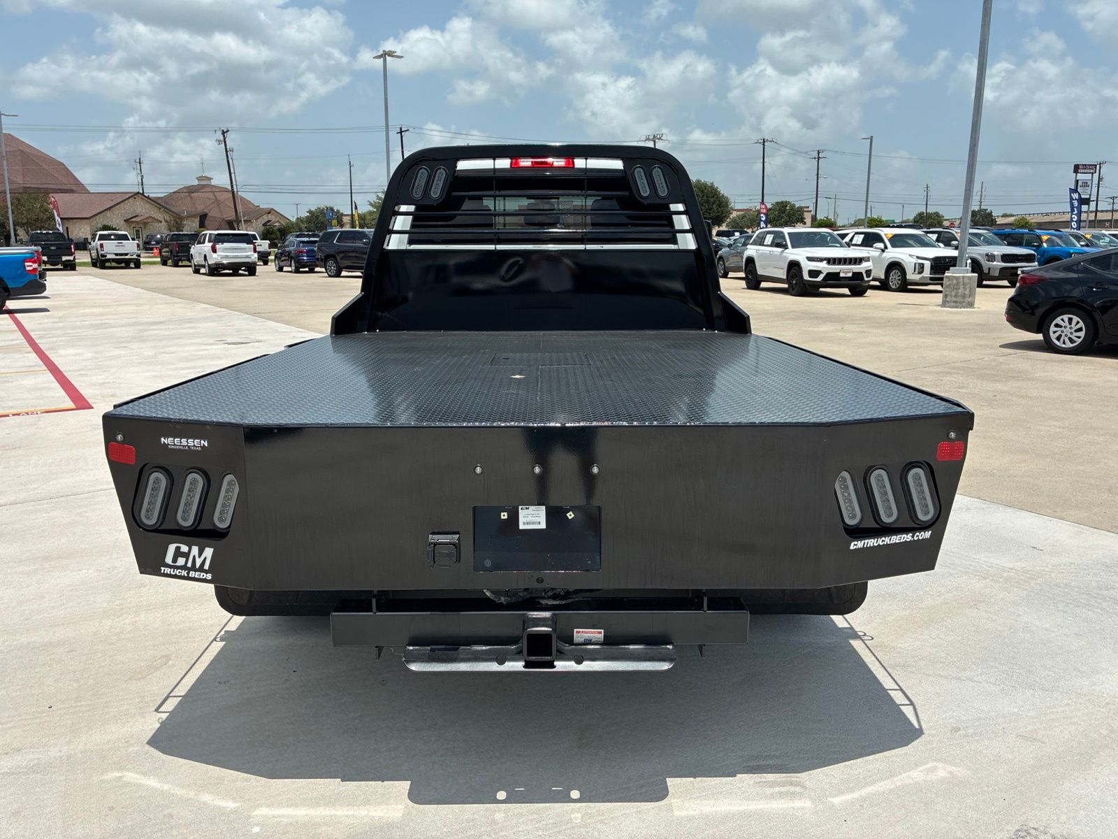 View vehicle photo 6