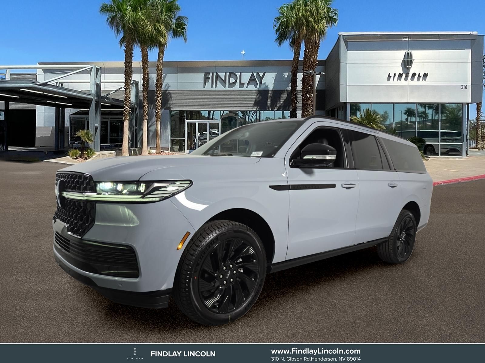 Gray Mist Metallic Tri-Coat 2027 Lincoln Navigator SUV / Crossover Four-Wheel Drive Automatic