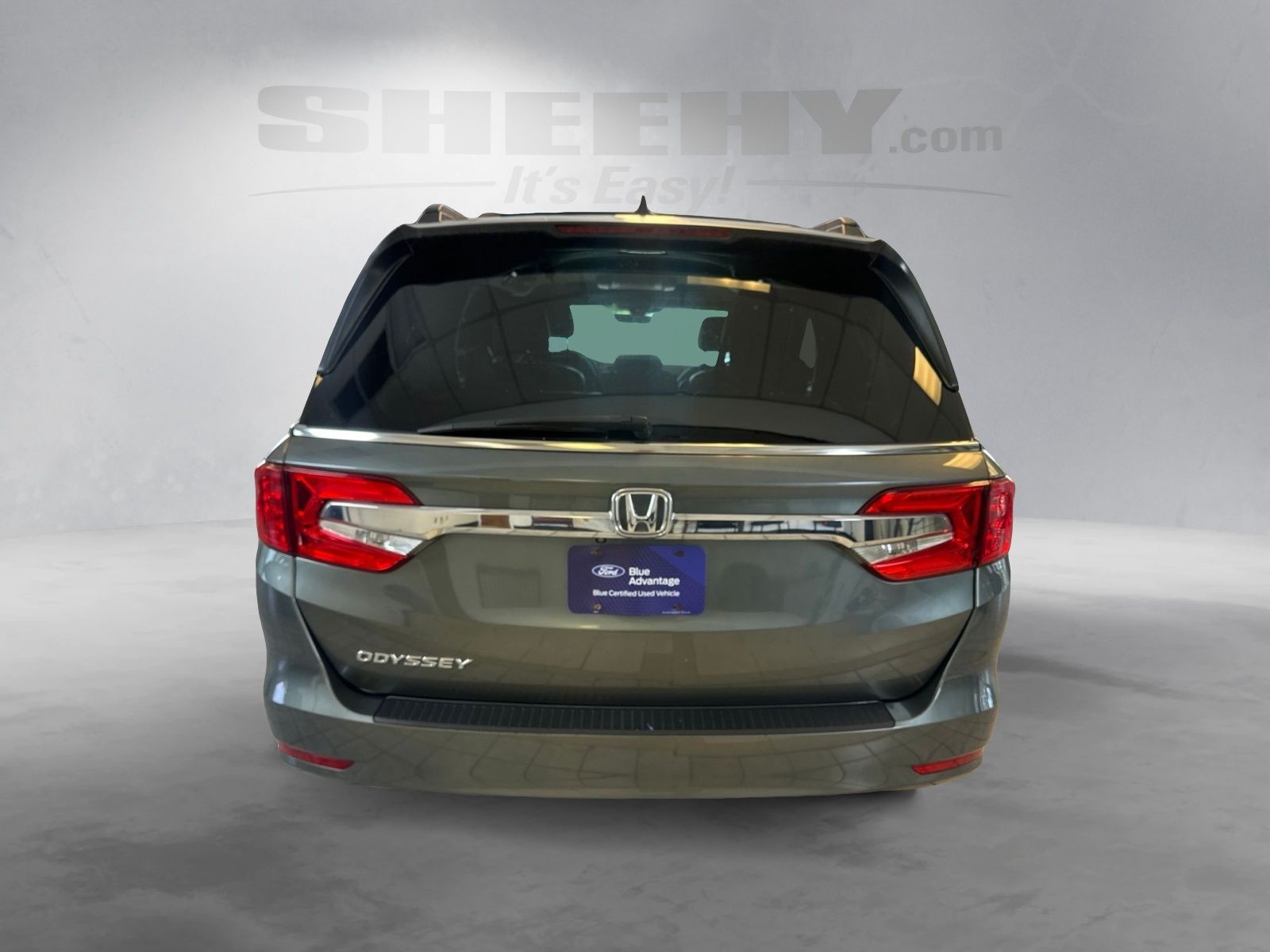 Used 2018 Forest Mist Metallic Honda EX-L image 13