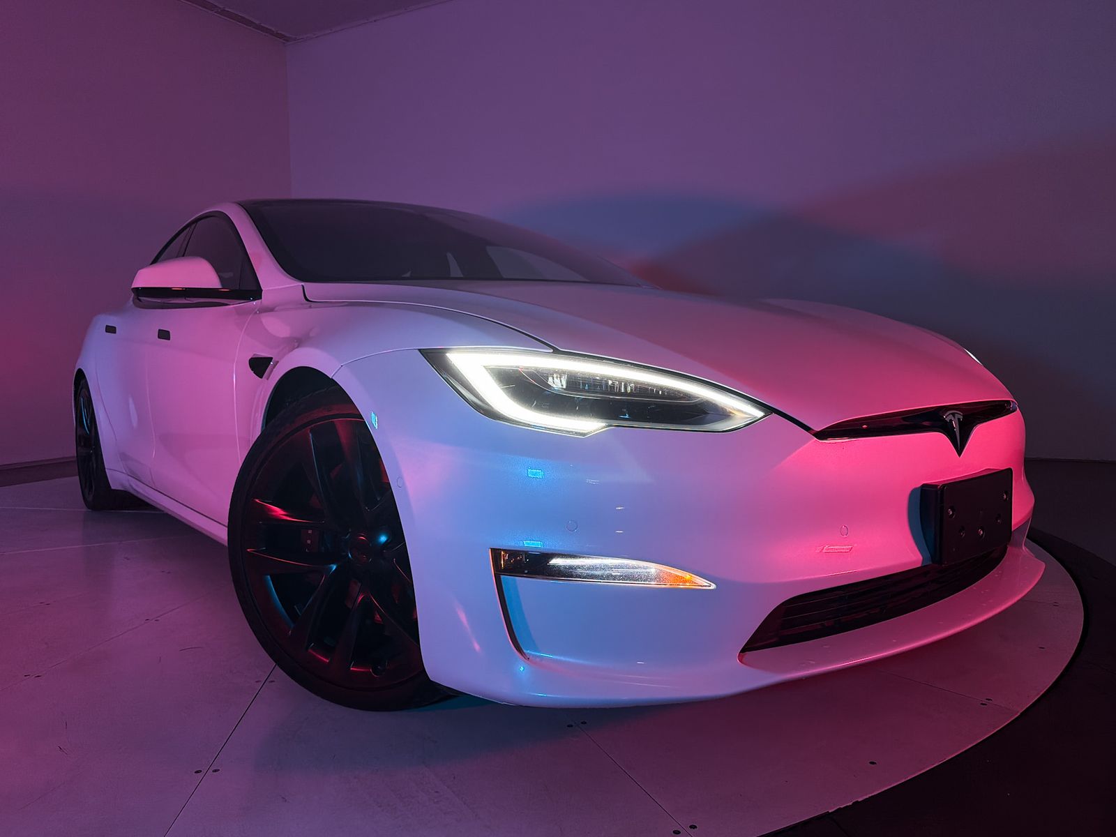 Used 2021 Tesla Model S Plaid with VIN 5YJSA1E60MF431826 for sale in Scottsdale, AZ