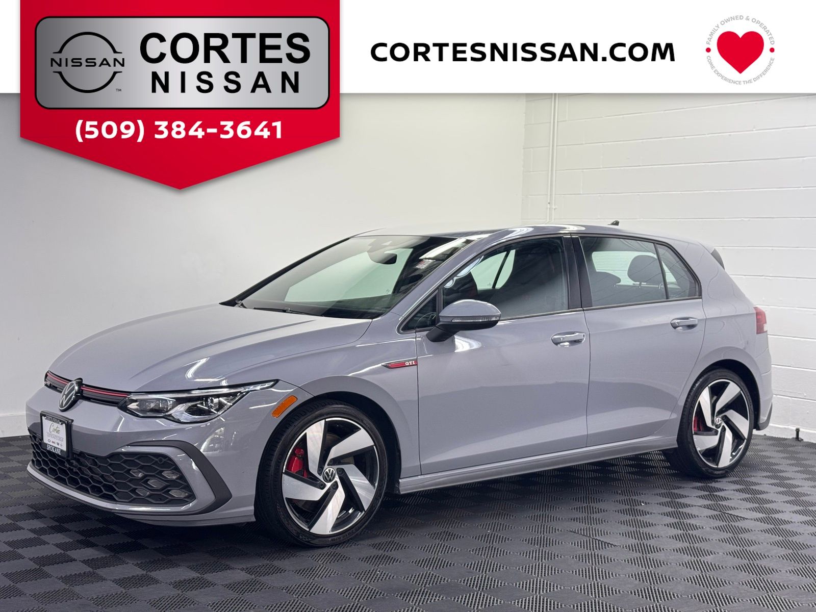 Moonstone Gray 2024 Volkswagen Golf GTI Hatchback Front-Wheel Drive 7-Speed Dual Clutch