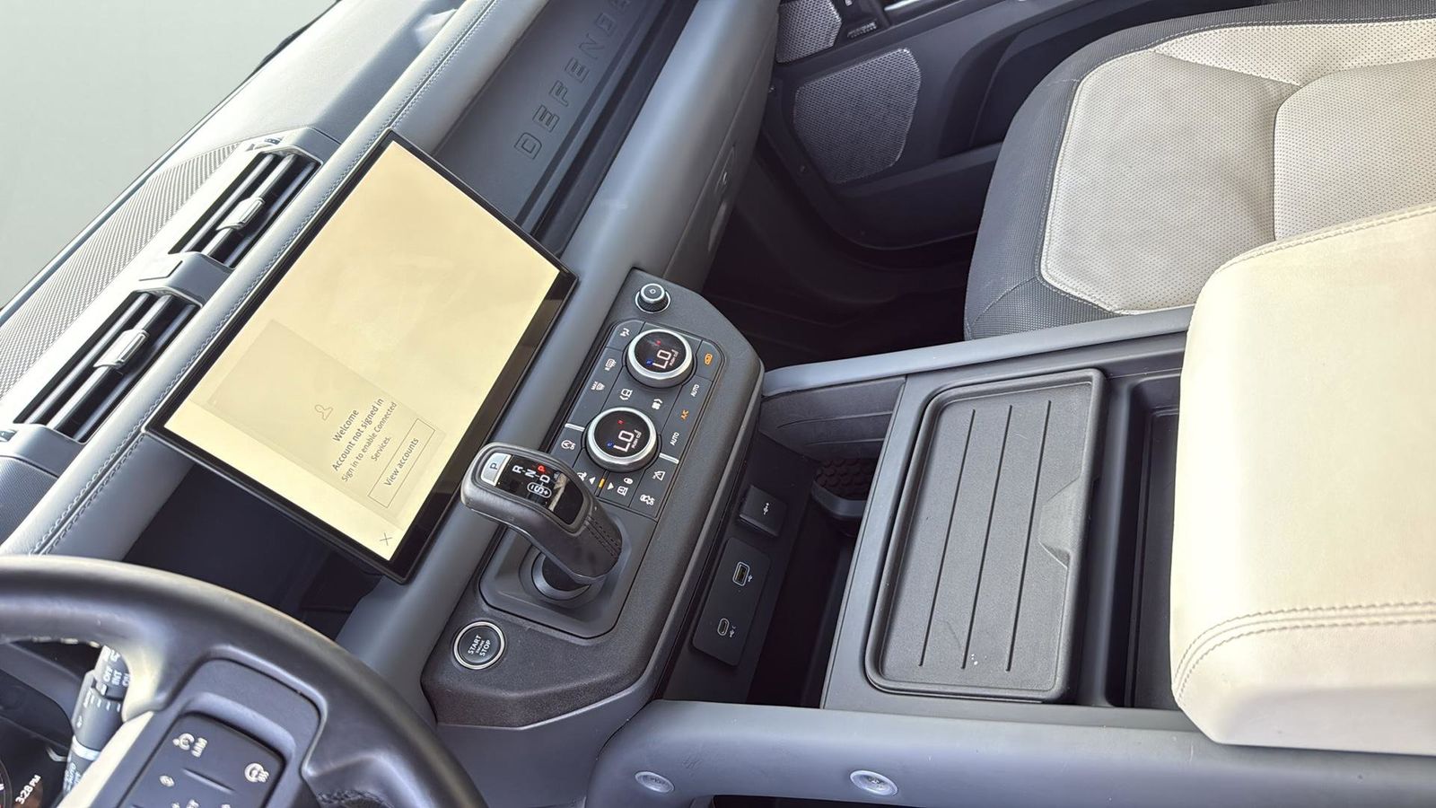 Used Car 2024 Land Rover Defender 130  X-dynamic Se For Sale Under $70,000 In Austin, Texas