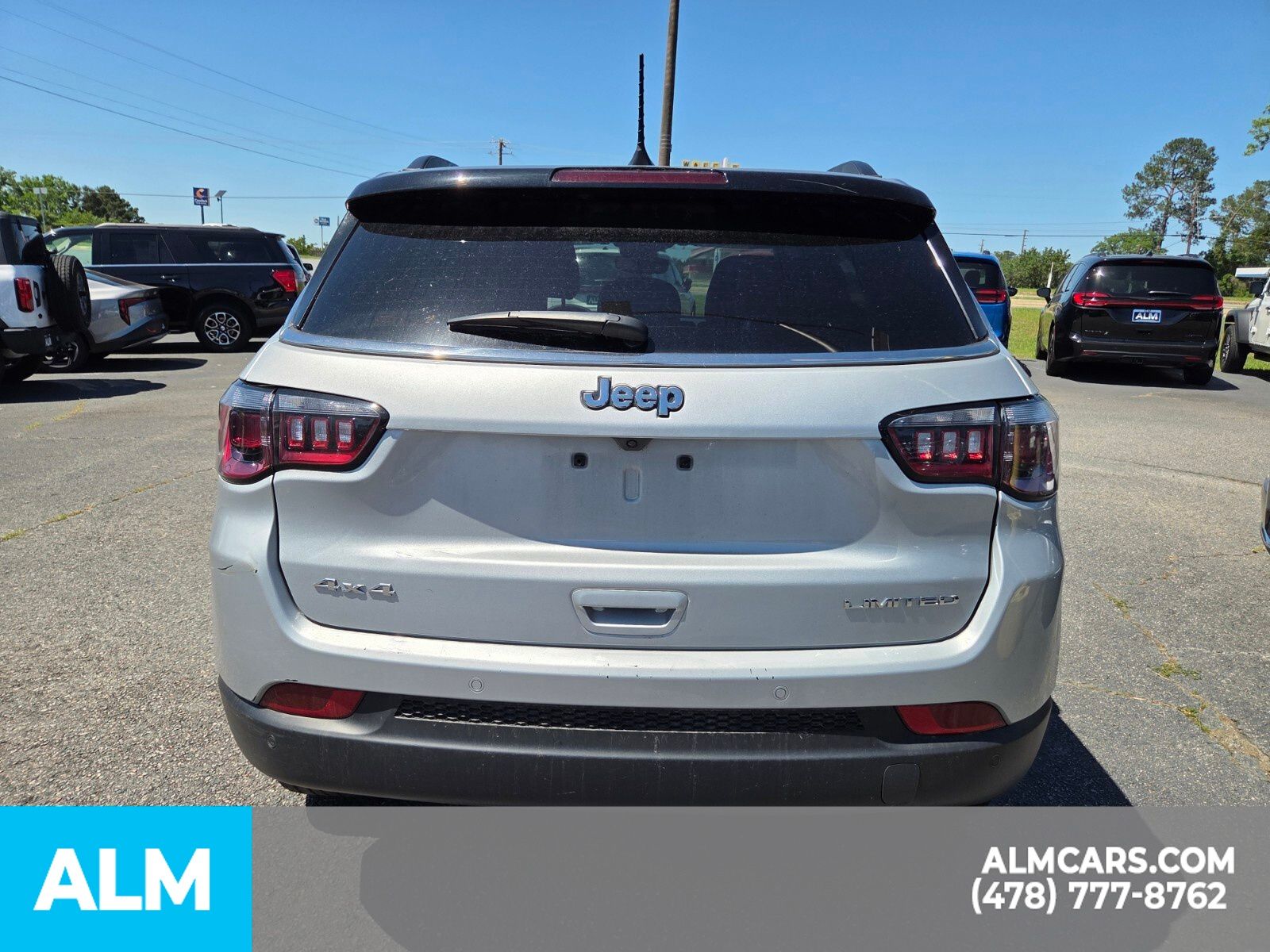Used 2025 Silver Zynith Metallic Clearcoat Jeep Limited image 12