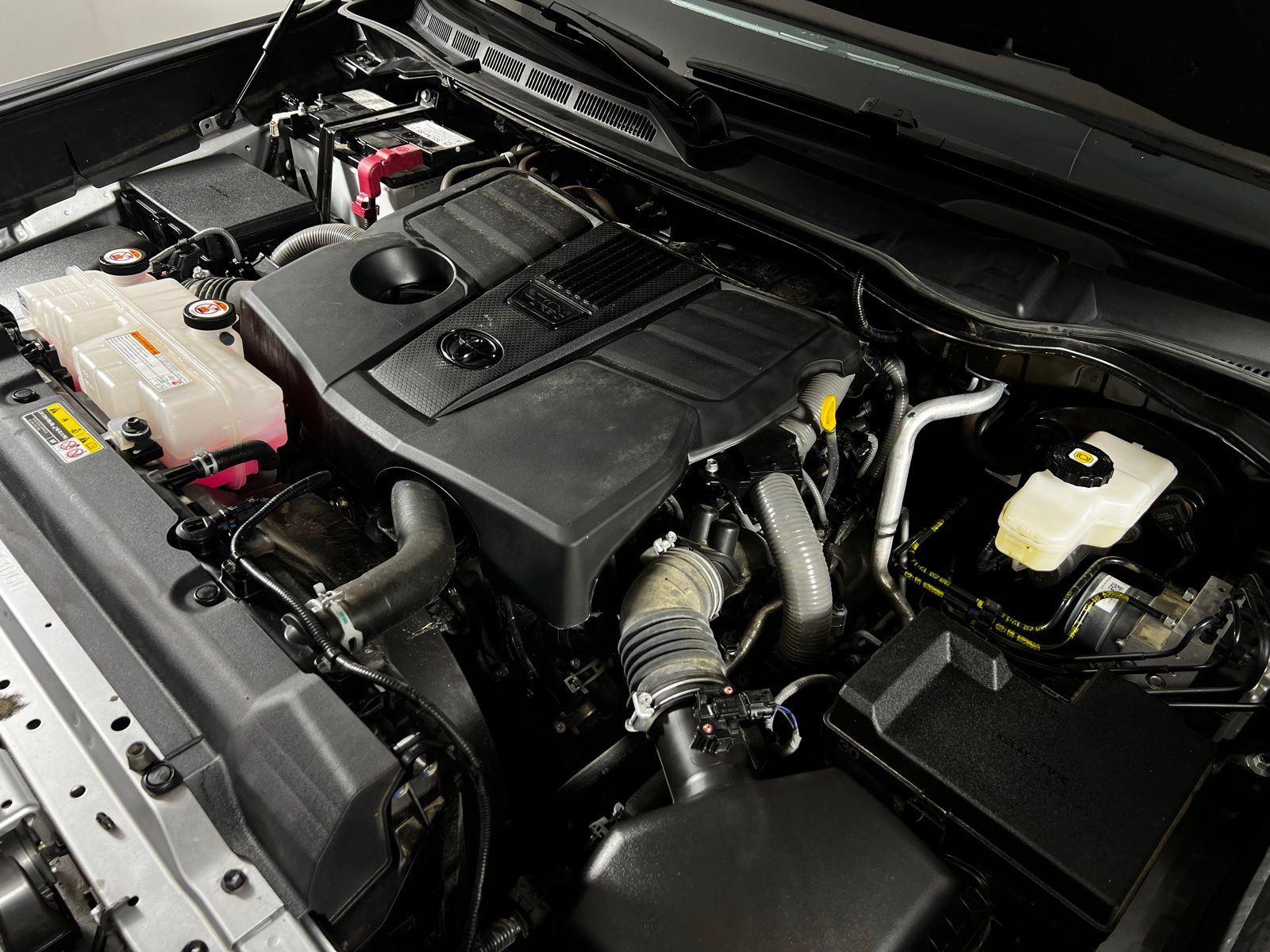 Thumbnail: 2024 Toyota Tundra - 11