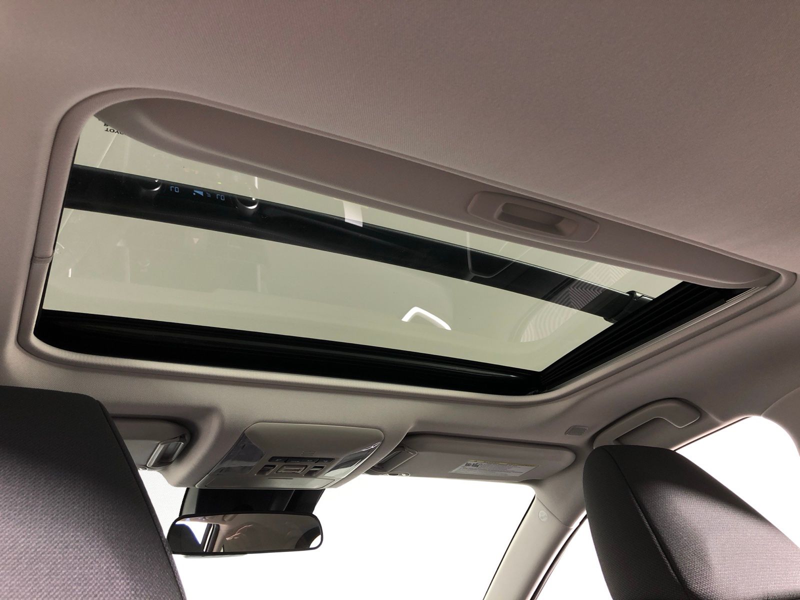 Thumbnail: 2025 Toyota RAV4 - 21