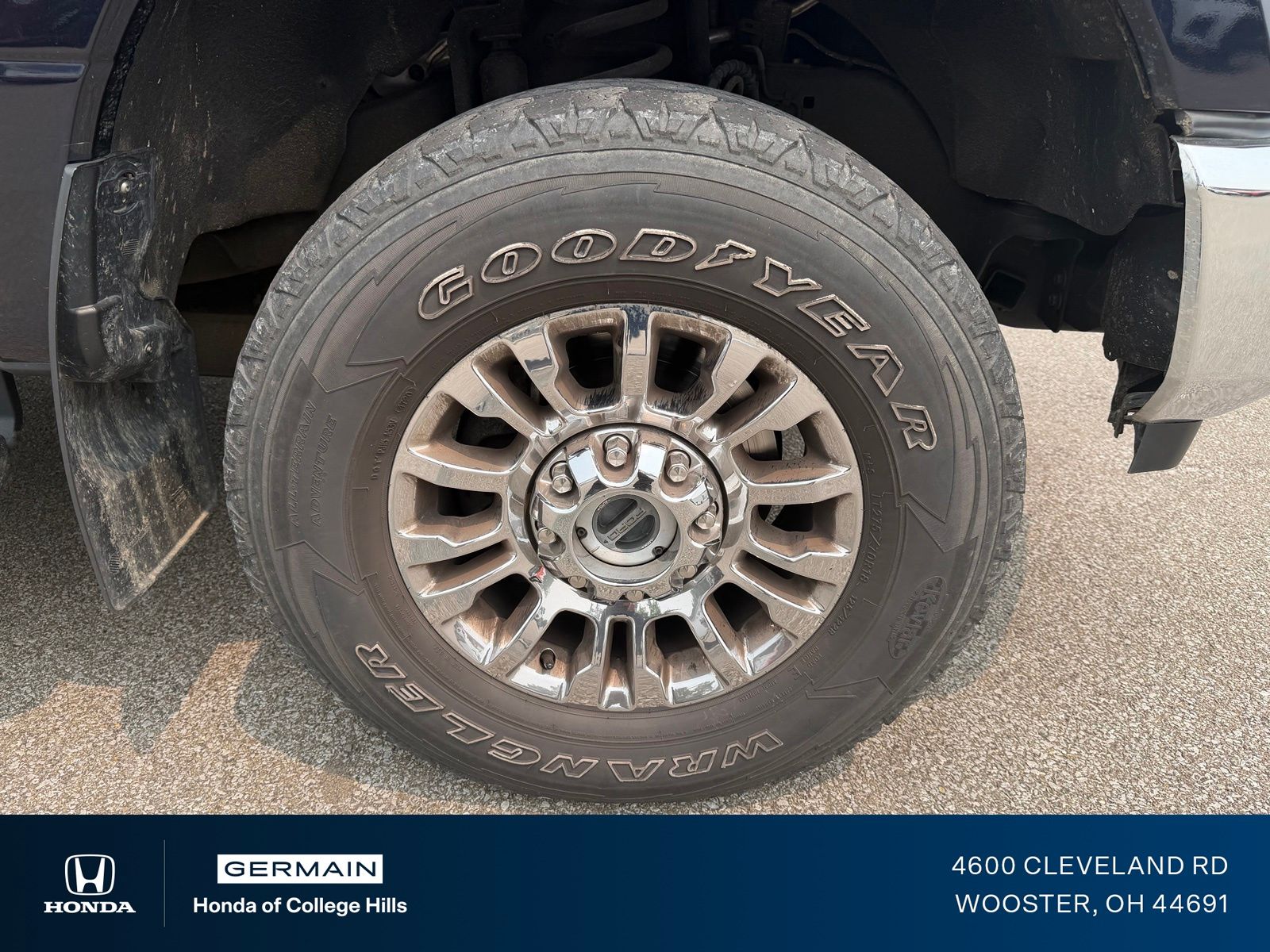 Used 2021 Blue Ford XLT image 4