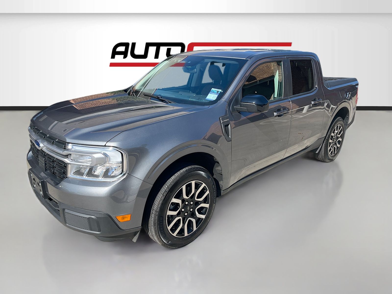 Used 2024 Gray Ford Lariat image 3
