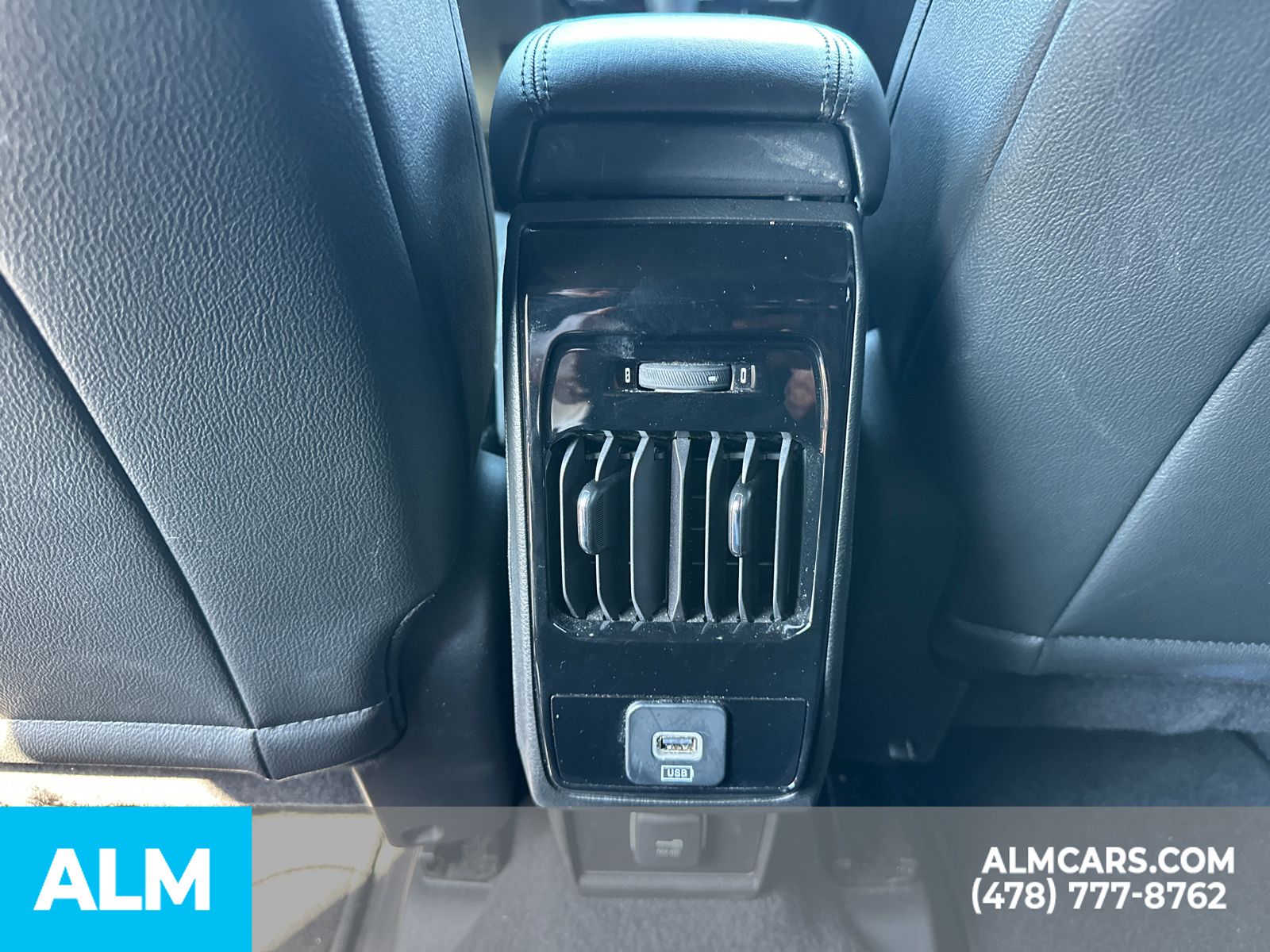 Used 2025 Red Jeep Latitude image 26