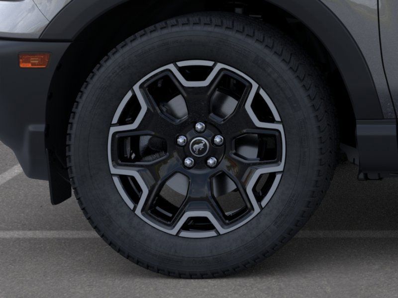 New 2025 Carbonized Gray Metallic Ford Outer Banks image 19