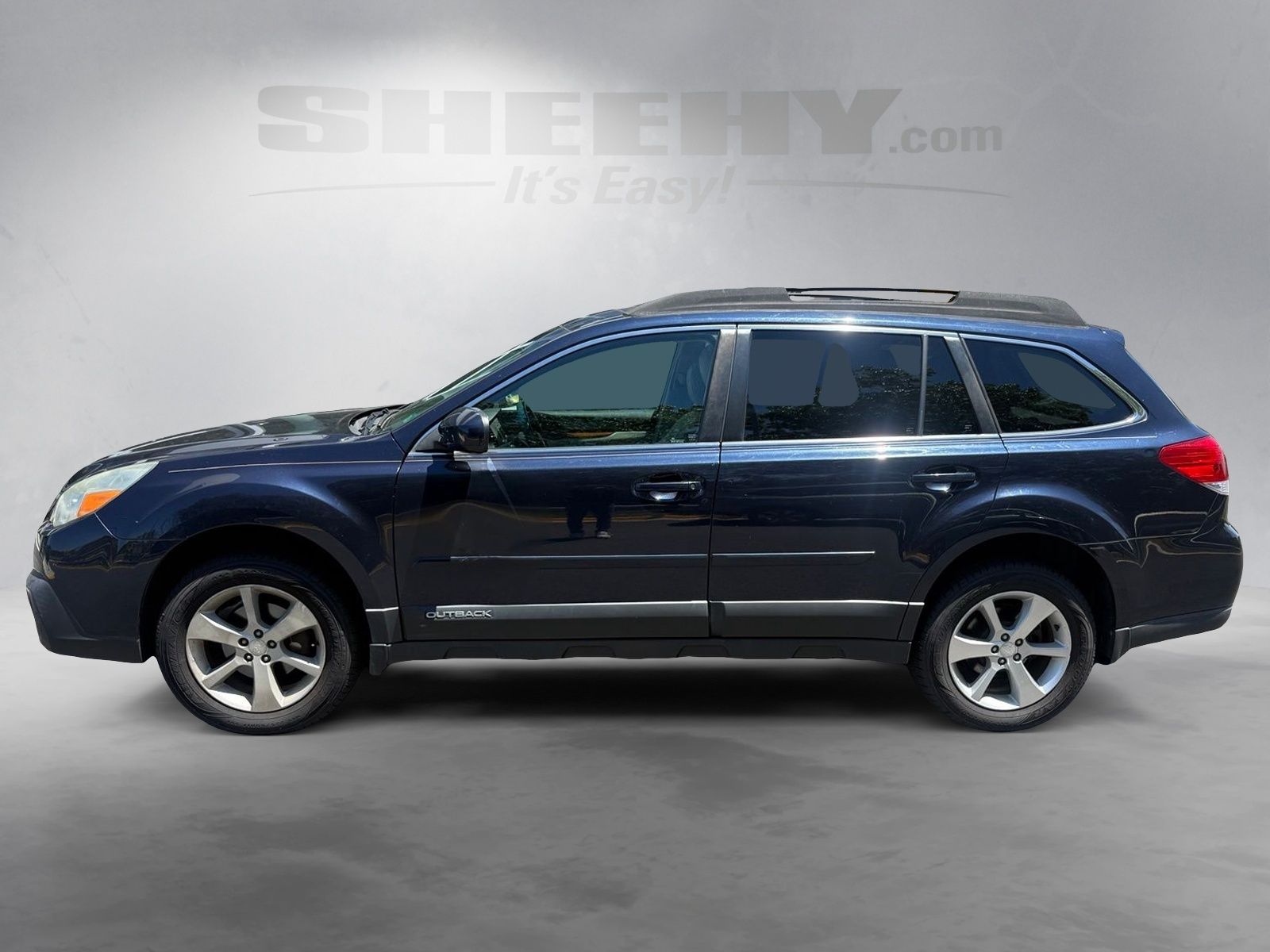 Used 2013 Blue Subaru 2.5i image 15