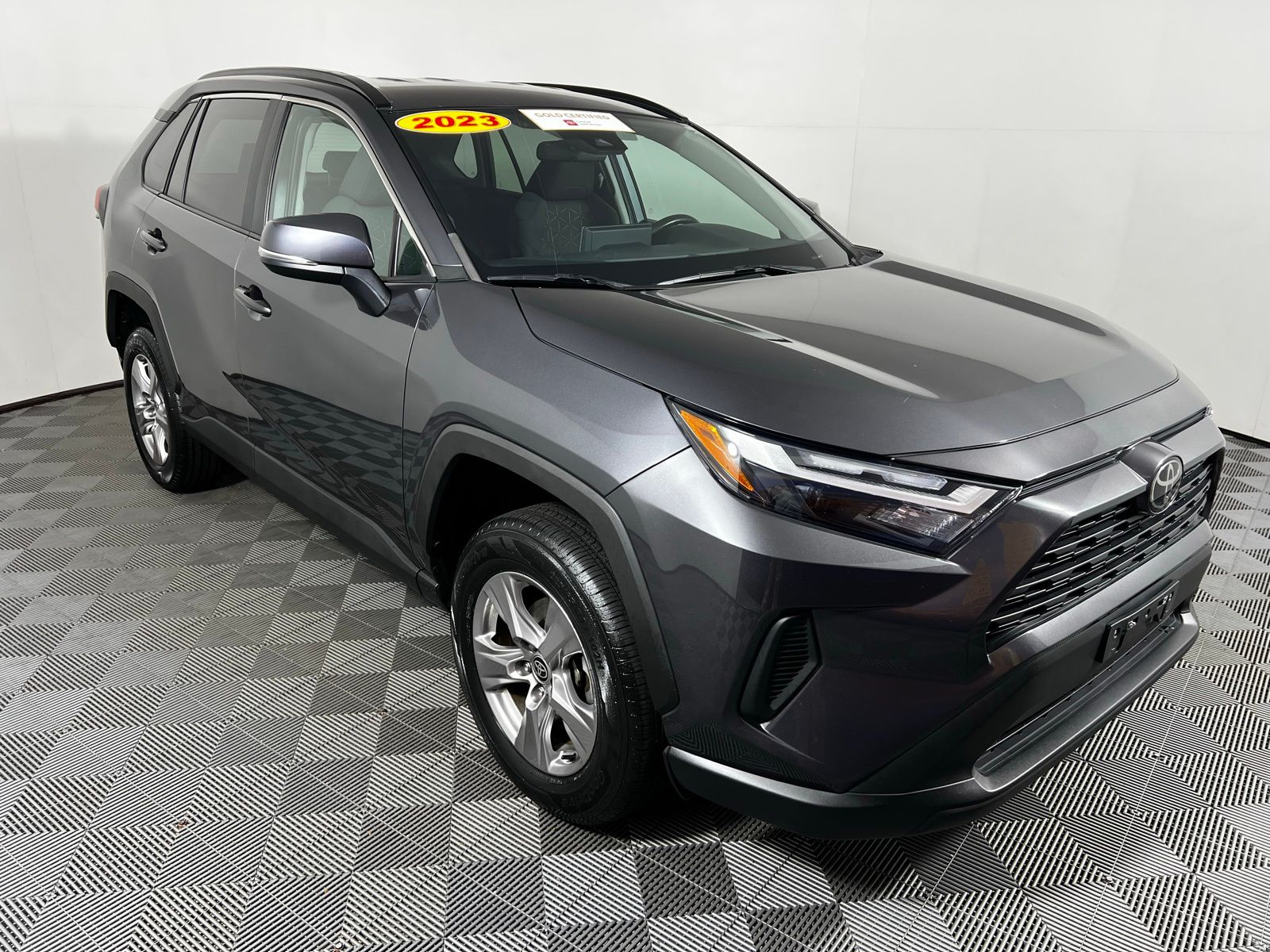 Thumbnail: 2023 Toyota RAV4 - 3