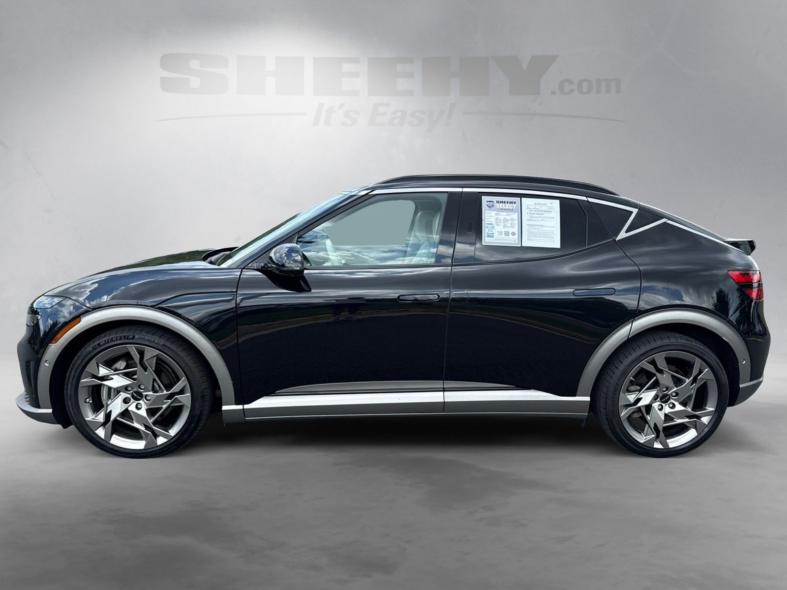 Used 2023 Black Genesis Performance image 18