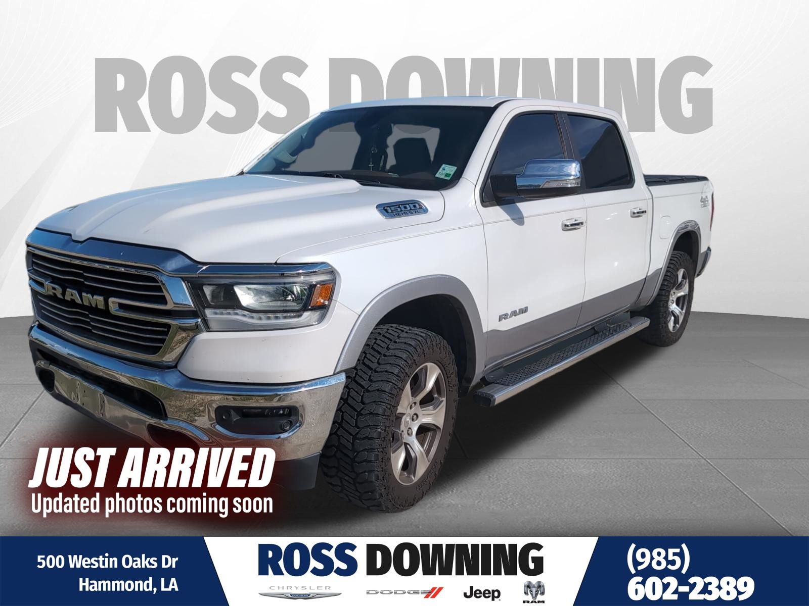 Ivory White Tri-Coat Pearlcoat 2019 RAM 1500 Laramie Crew Cab 4WD Pickup Truck Four-Wheel Drive 8-Speed Automatic