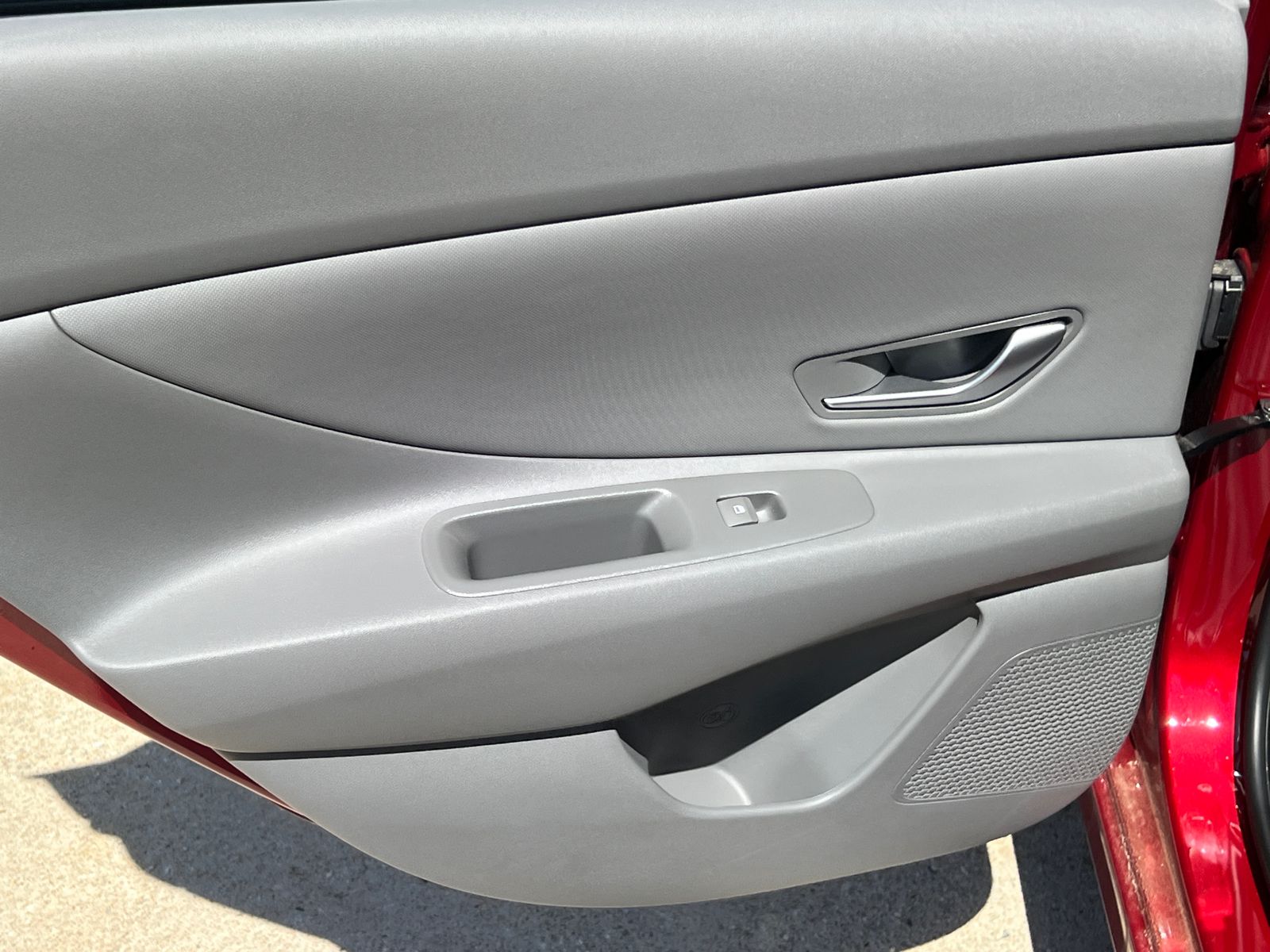 Used 2025 Red Hyundai SEL Sport image 21