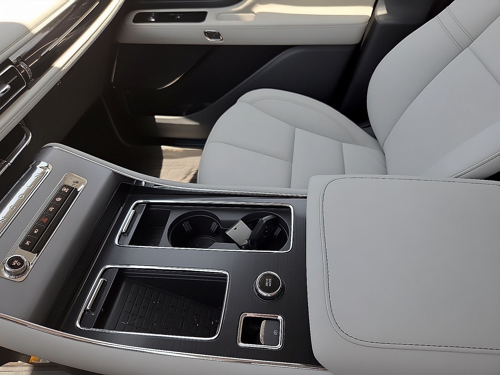 2026 Lincoln Aviator Premiere - Photo 19