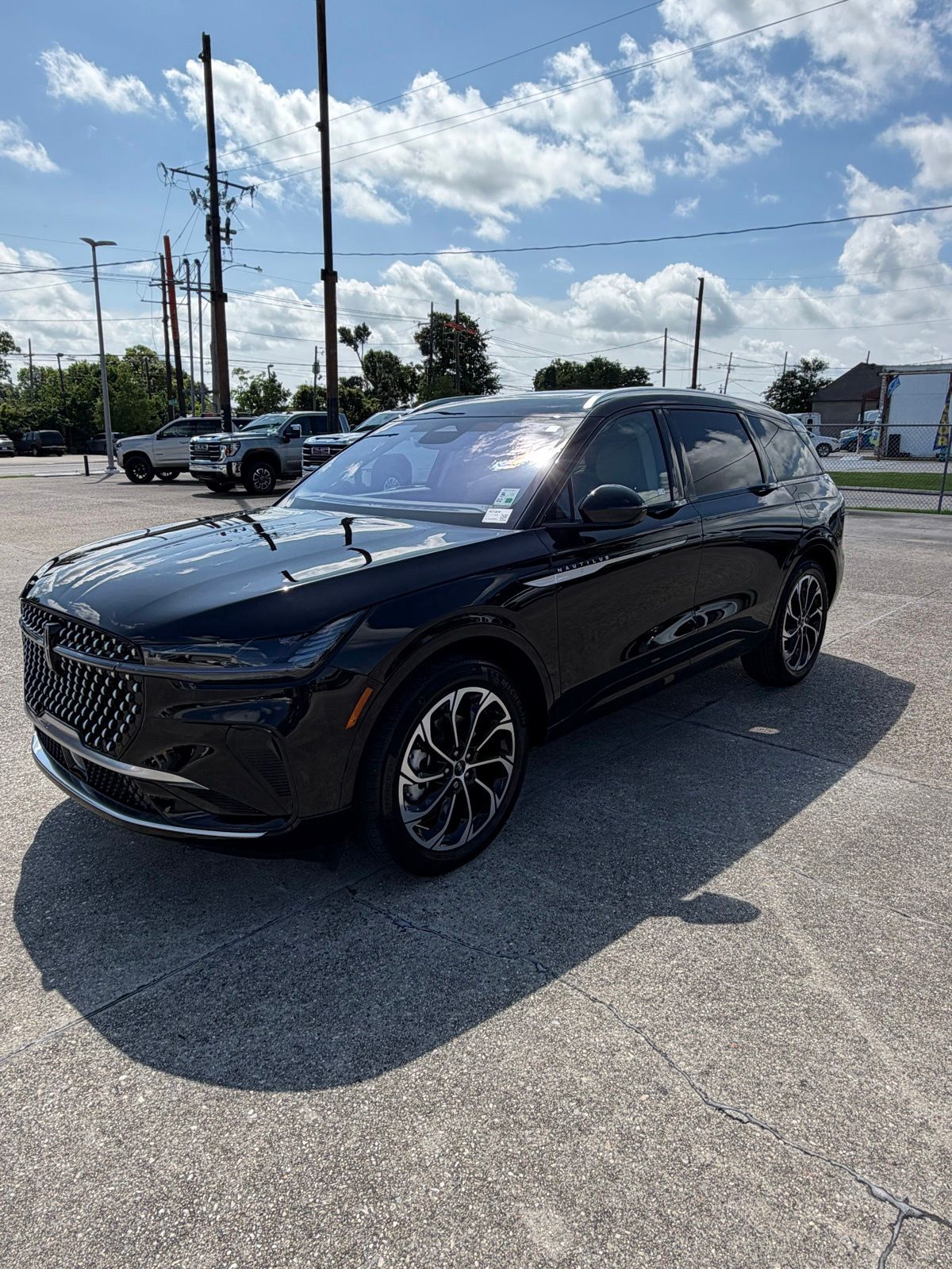 2025 Lincoln Nautilus Reserve AWD