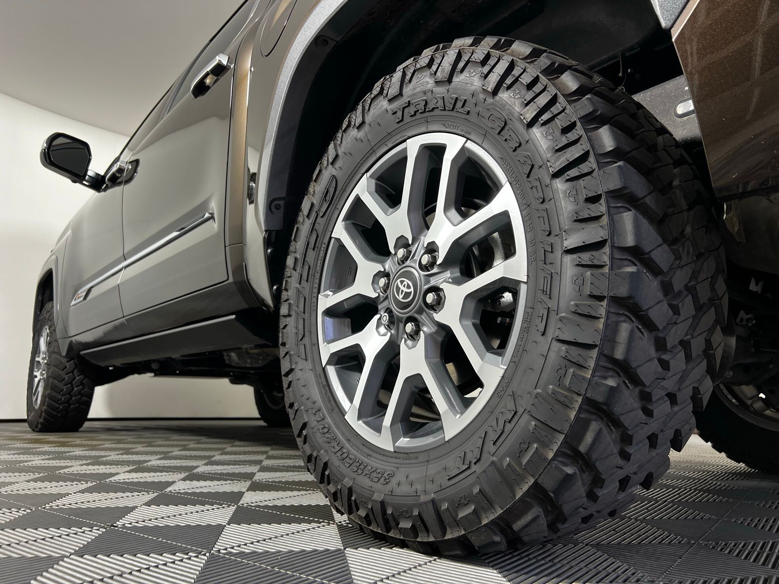 Thumbnail: 2025 Toyota Tundra - 9