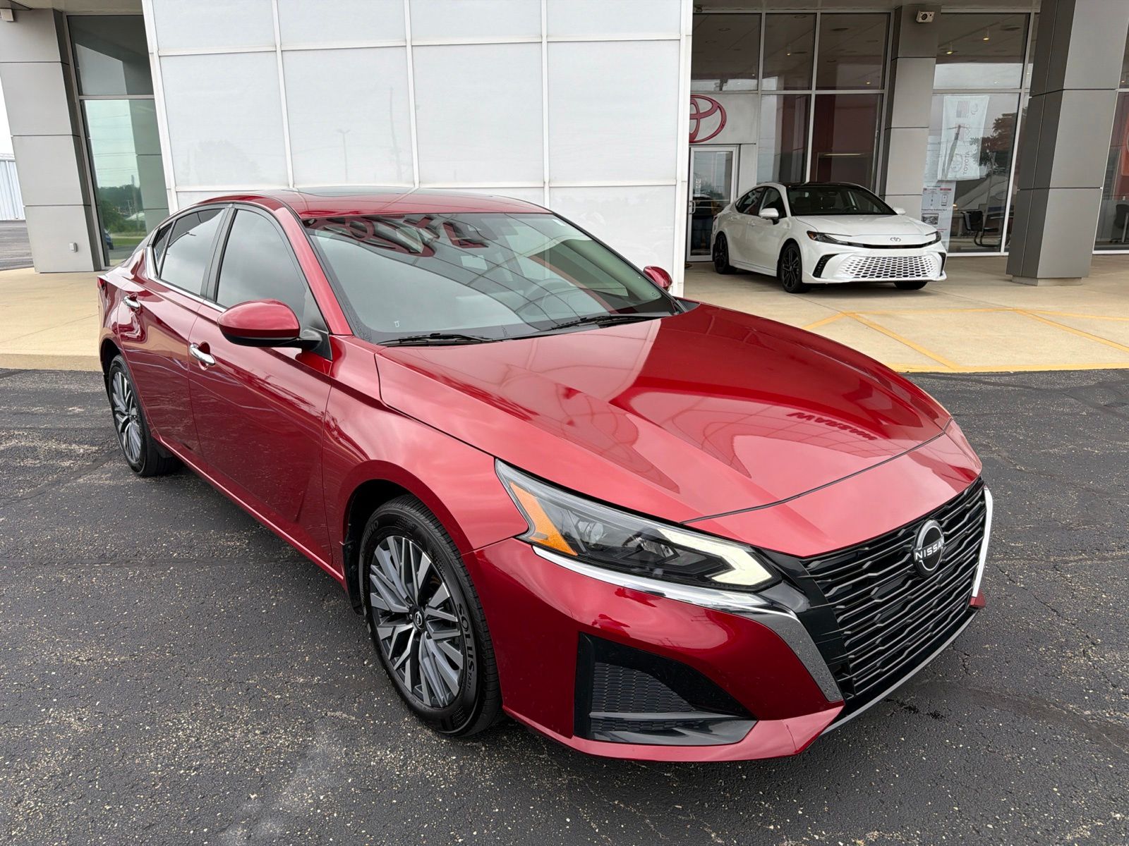 Red (Scarlet Ember Tintcoat) 2023 Nissan Altima Sedan All-Wheel Drive Continuously Variable Transmission