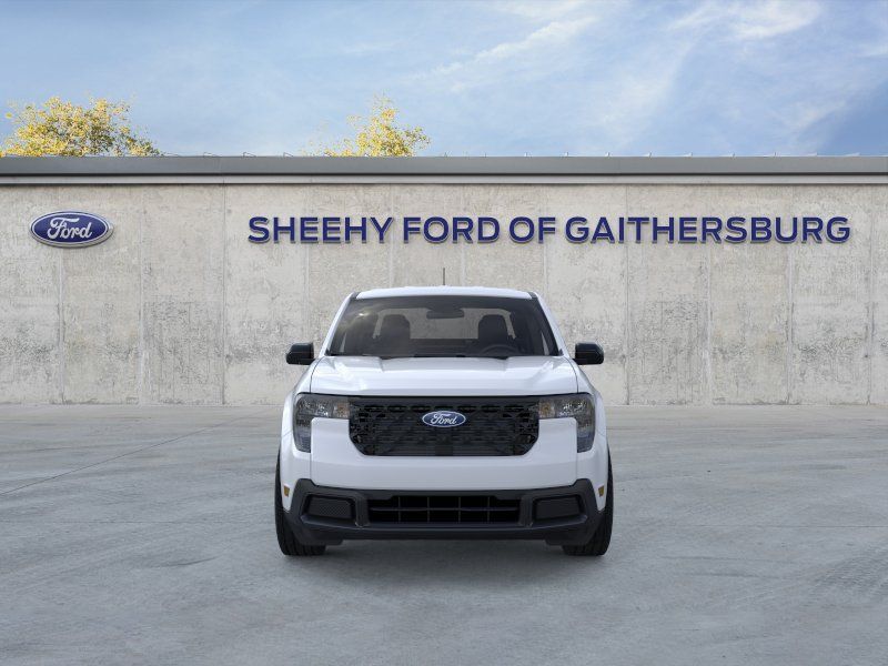 New 2026 Space White Metallic Ford XLT image 7