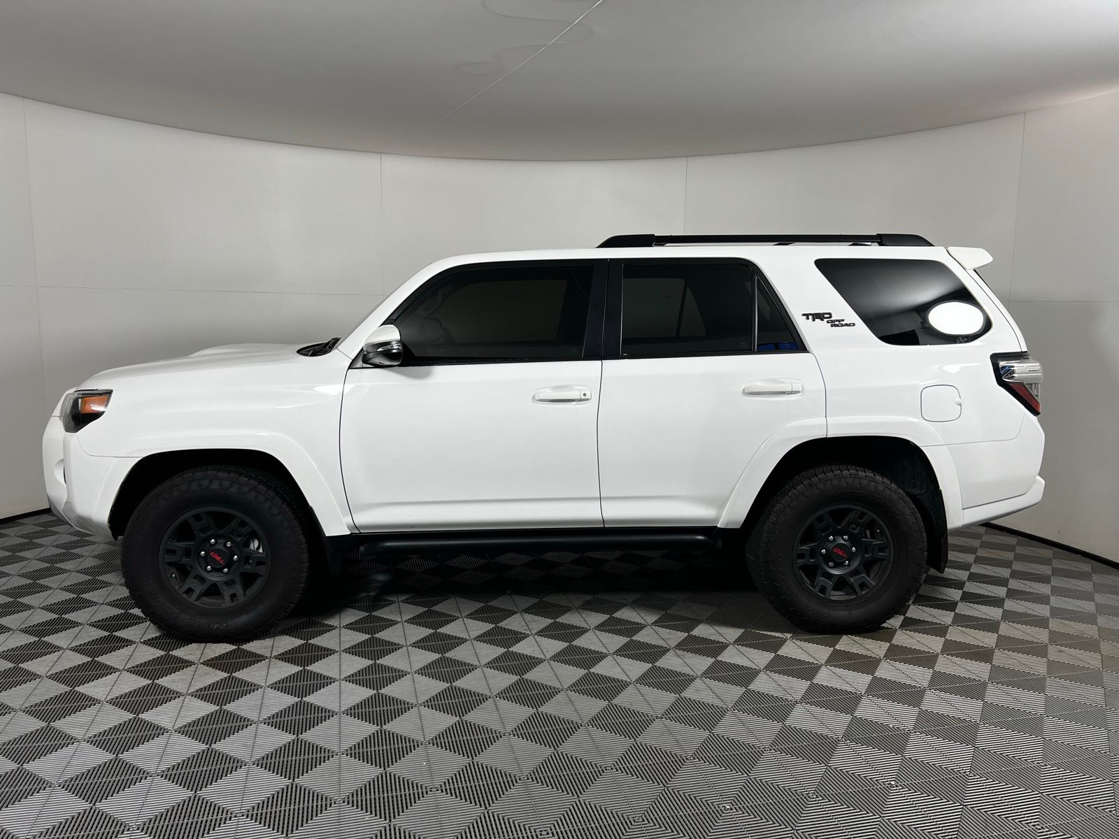 2024 Toyota 4Runner TRD Off Road 8