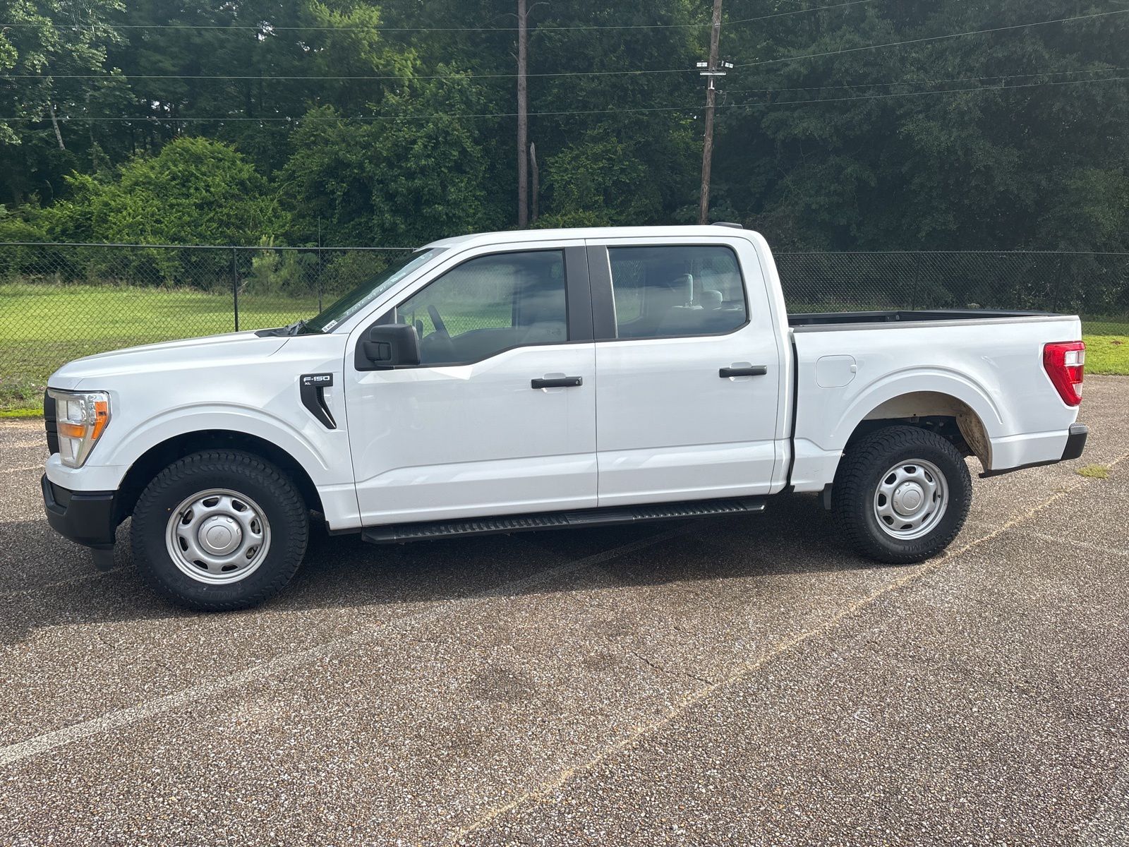 2022 Ford F-150 XL SuperCrew RWD